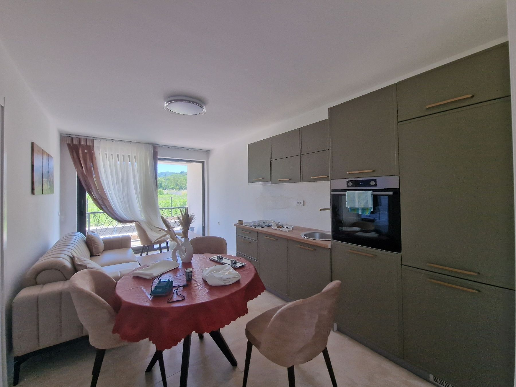 amforaproperty.com/Luksuzna novoizgradjena vila 300 m² sa bazenom, Lješevići – Kotor