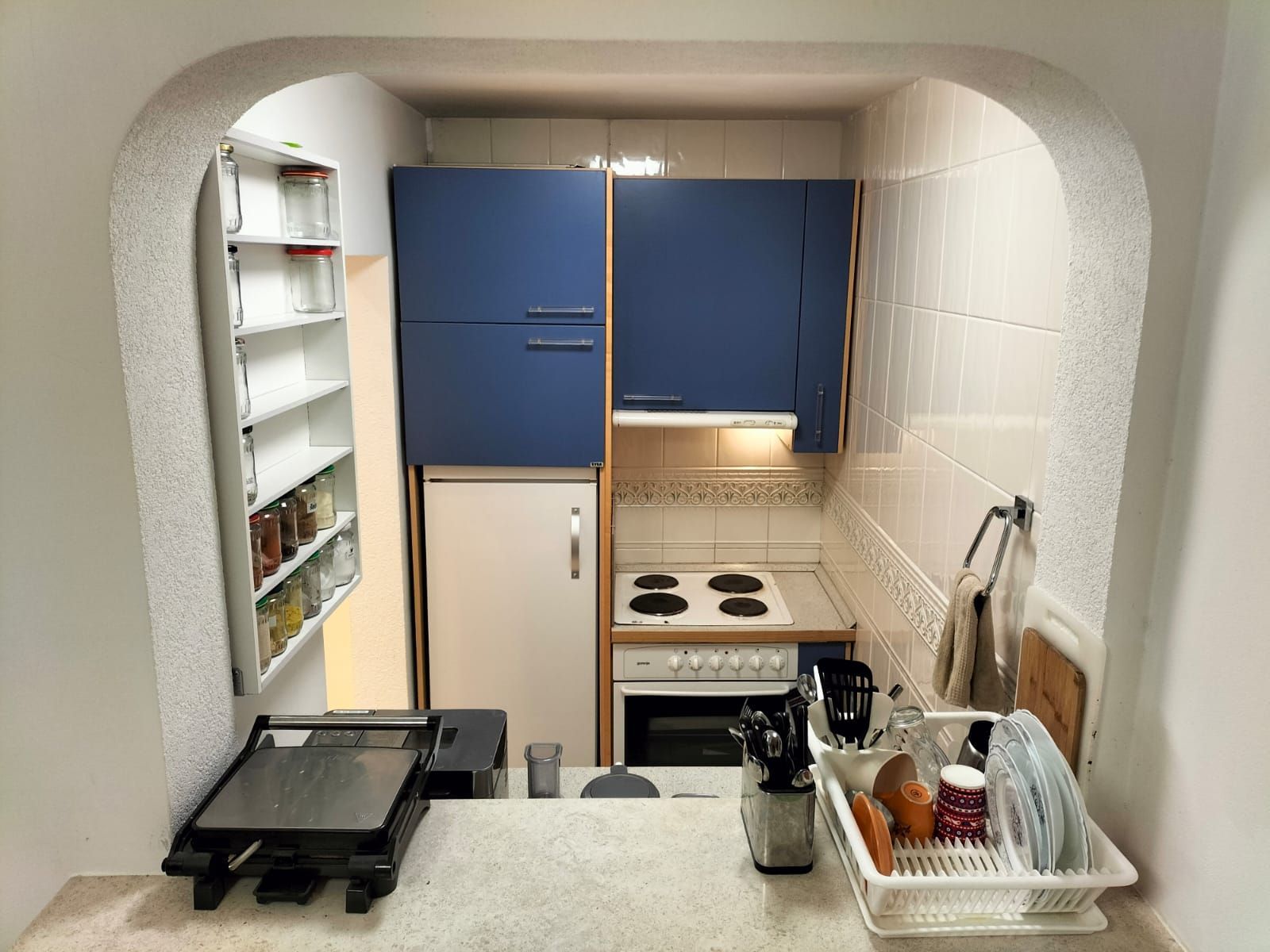 amforaproperty.com/Jednosoban stan 51m2 + 10m2 ostava,Podkosljun-Budva