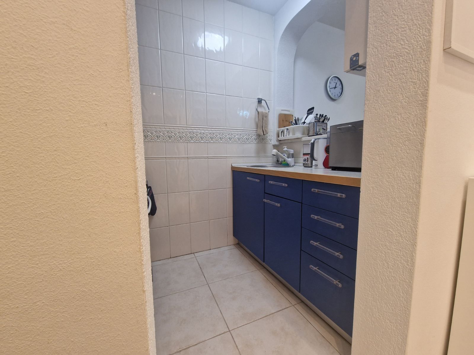 amforaproperty.com/Jednosoban stan 51m2 + 10m2 ostava,Podkosljun-Budva