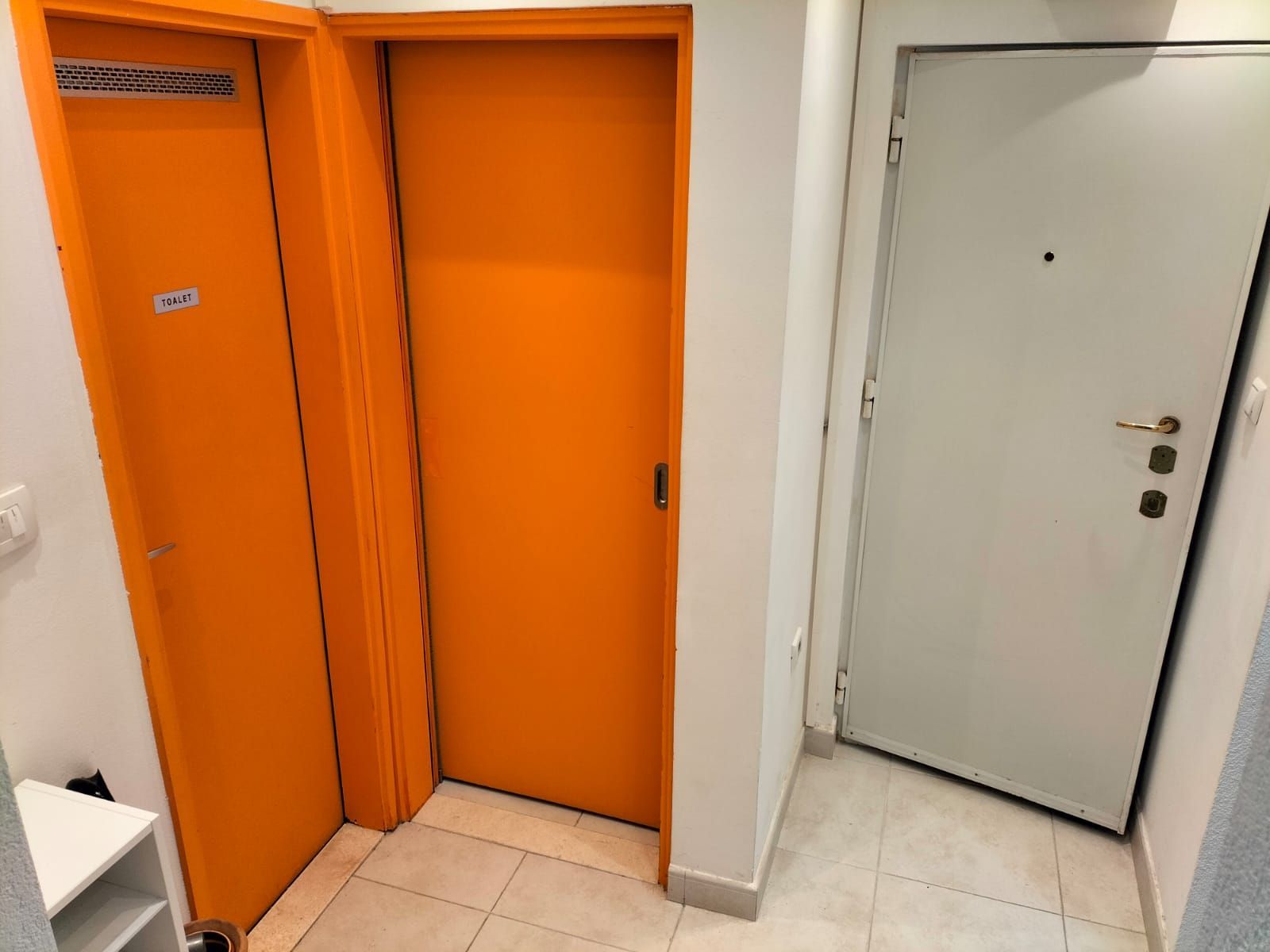 amforaproperty.com/Jednosoban stan 51m2 + 10m2 ostava,Podkosljun-Budva