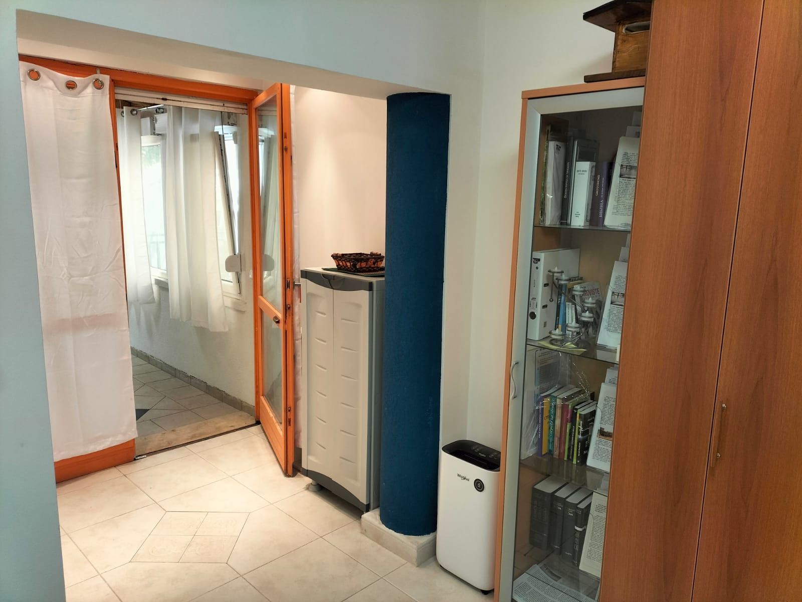 amforaproperty.com/Jednosoban stan 51m2 + 10m2 ostava,Podkosljun-Budva