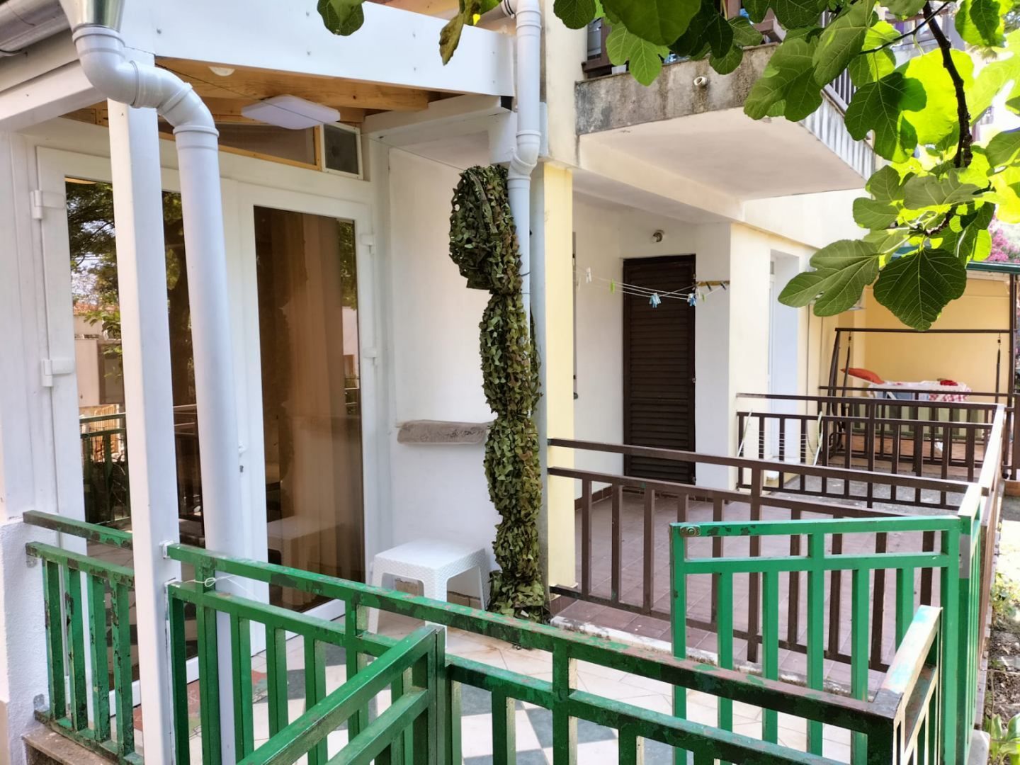 amforaproperty.com/Jednosoban stan 51m2 + 10m2 ostava,Podkosljun-Budva