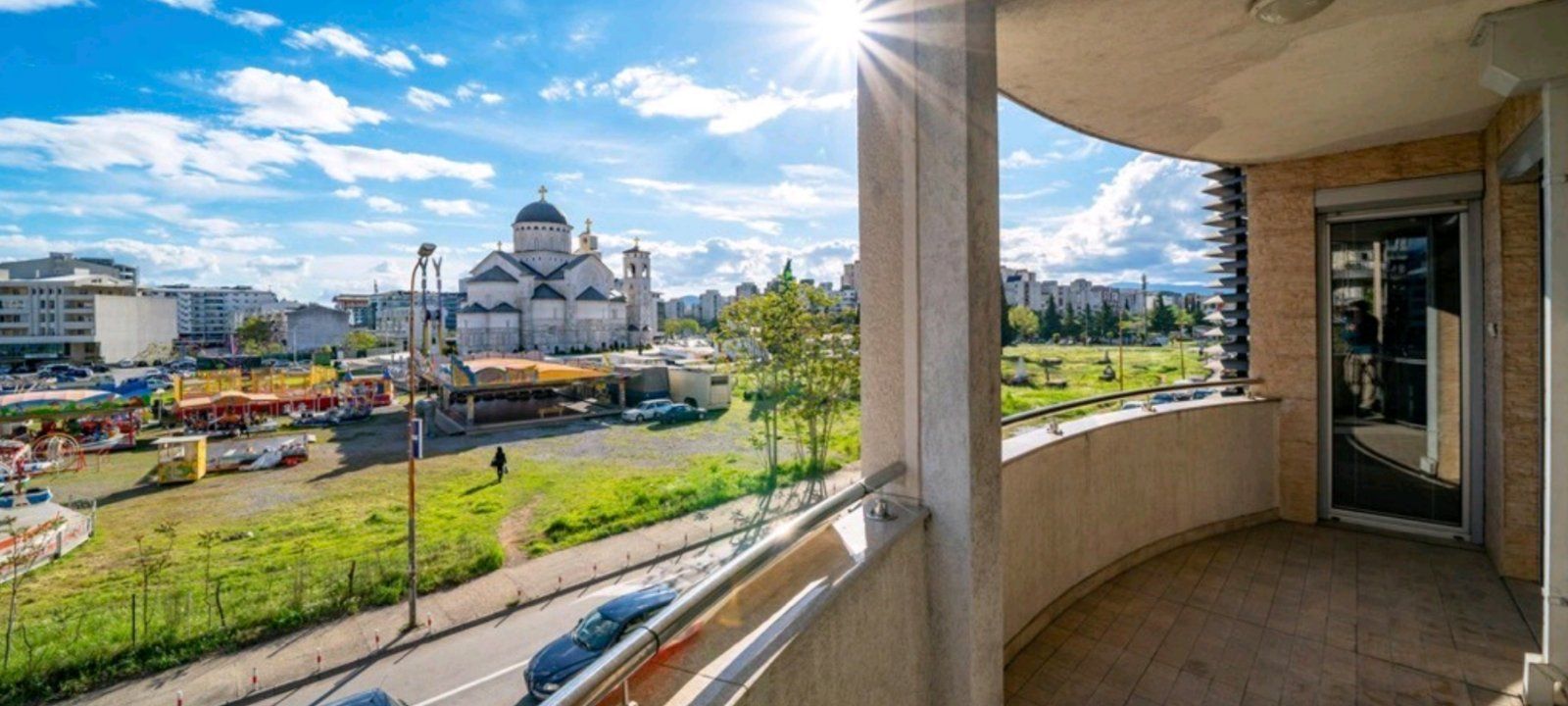 amforaproperty.com/Luksuzan trosoban stan 140 m² sa parking mestom – Preko Morače, Podgorica