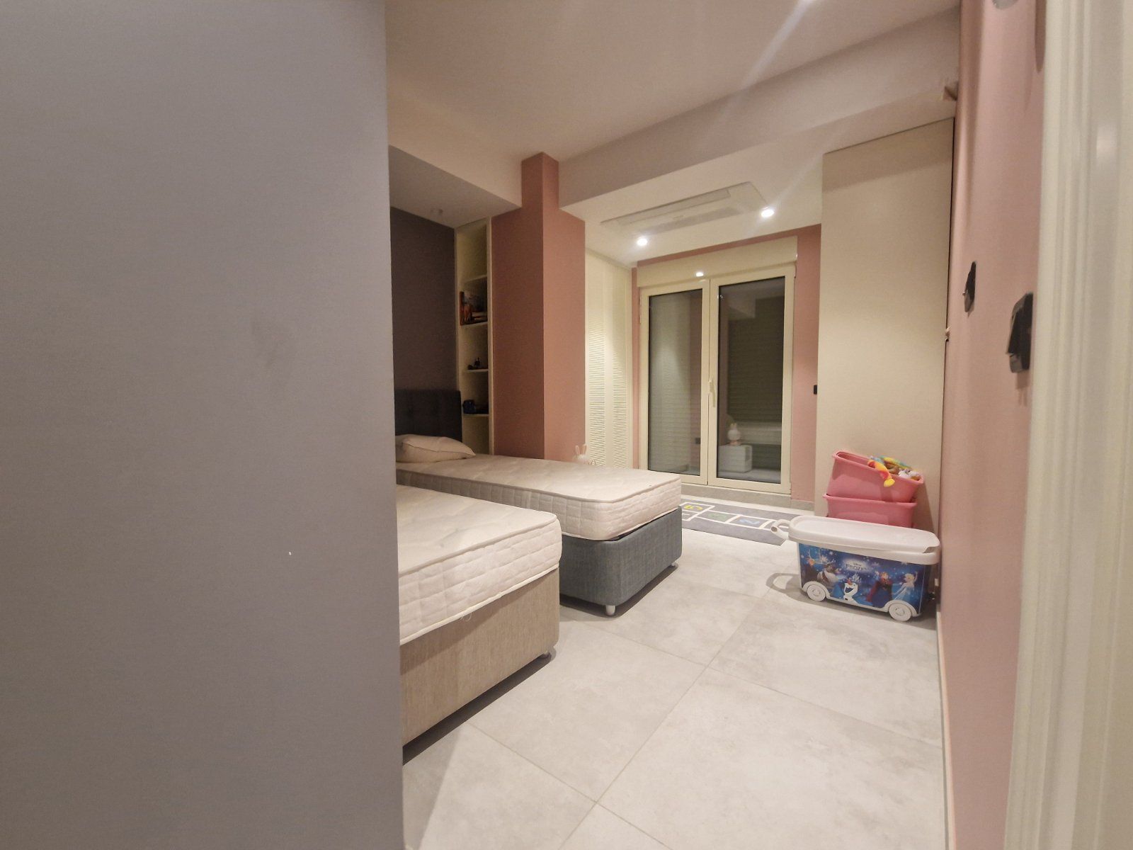 amforaproperty.com/Luksuzan dvosoban stan 90m² u kompleksu sa bazenom, Kamenovo – Budva
