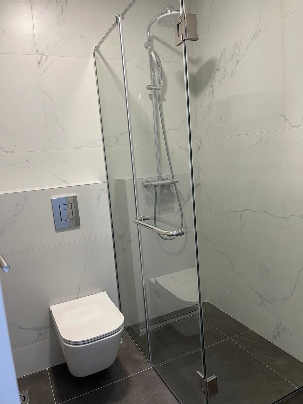 amforaproperty.com/Nov dvosoban stan 71m2 sa pogledom na more i garaznim mestom u Becicima