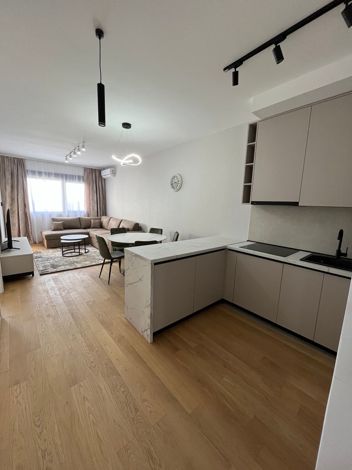 amforaproperty.com/Nov dvosoban stan 71m2 sa pogledom na more i garaznim mestom u Becicima