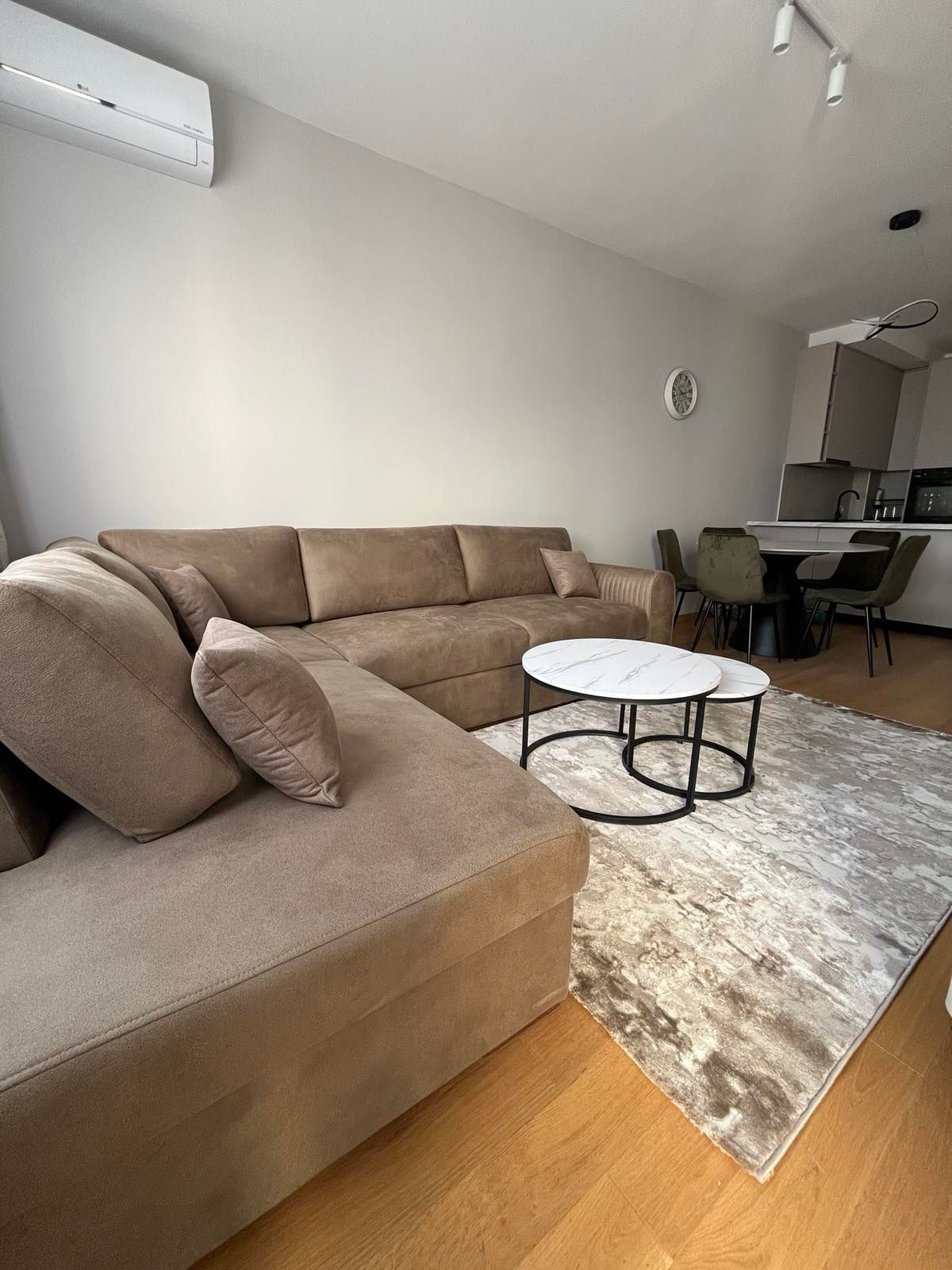 amforaproperty.com/Nov dvosoban stan 71m2 sa pogledom na more i garaznim mestom u Becicima