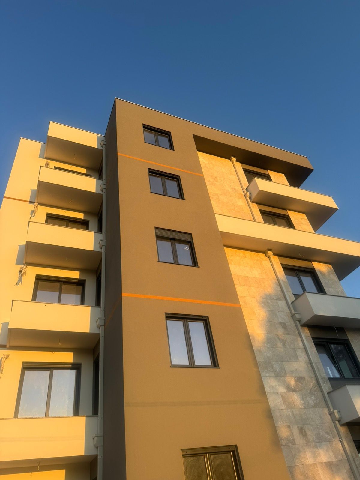 amforaproperty.com/Jednosoban stan 48m² u izgradnji sa pogledom na more – Ulcinj, Pinješ