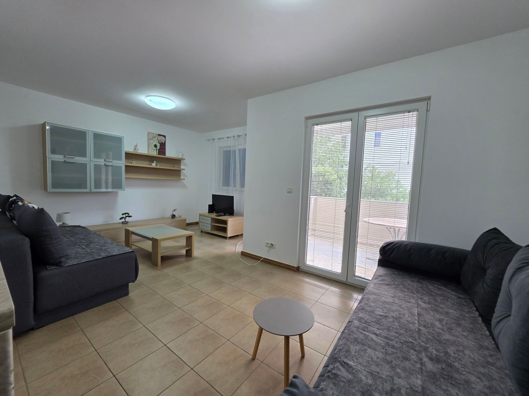 amforaproperty.com/Dvosoban namesten stan 64m² na atraktivnoj lokaciji u Bečićima