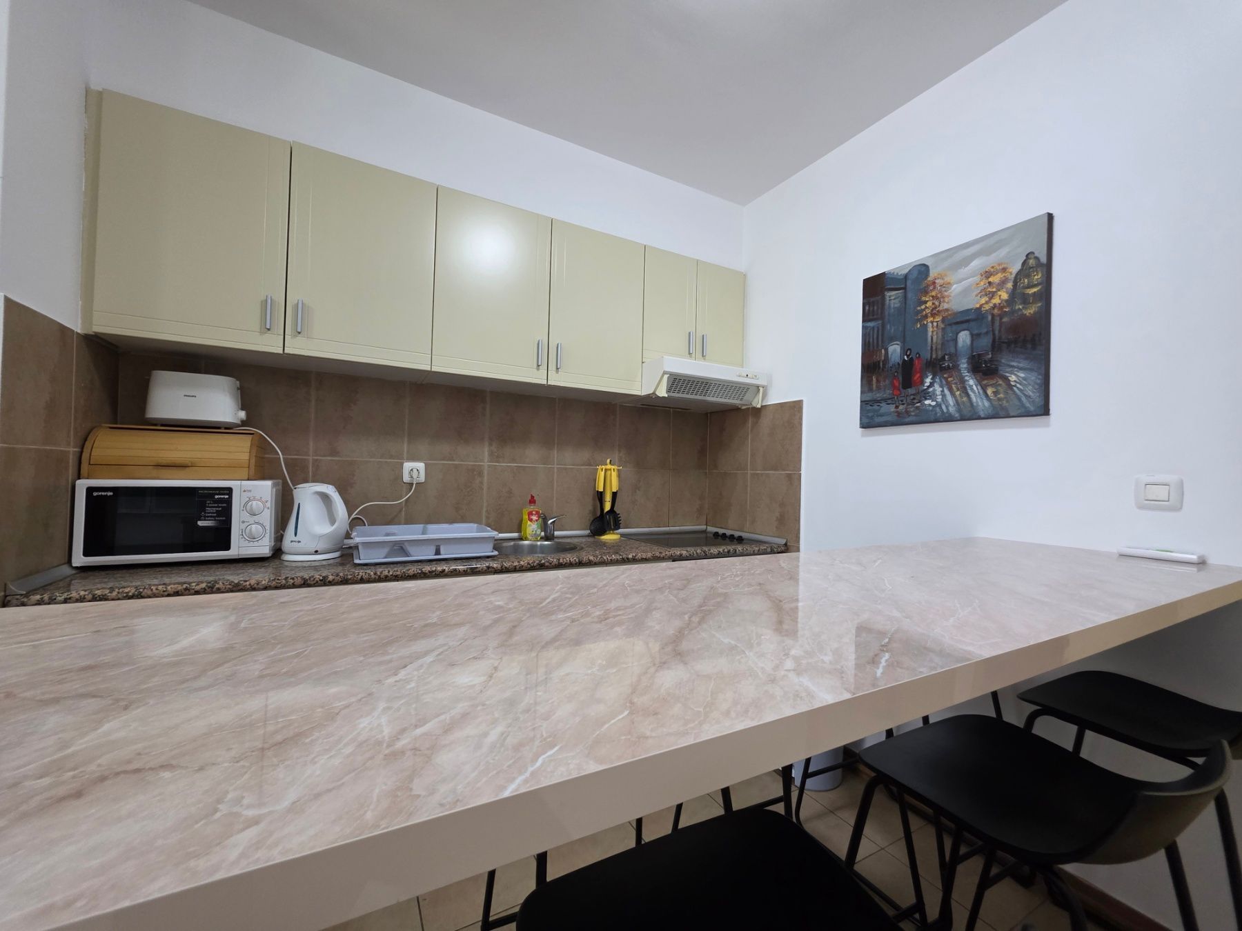 amforaproperty.com/Dvosoban namesten stan 64m² na atraktivnoj lokaciji u Bečićima