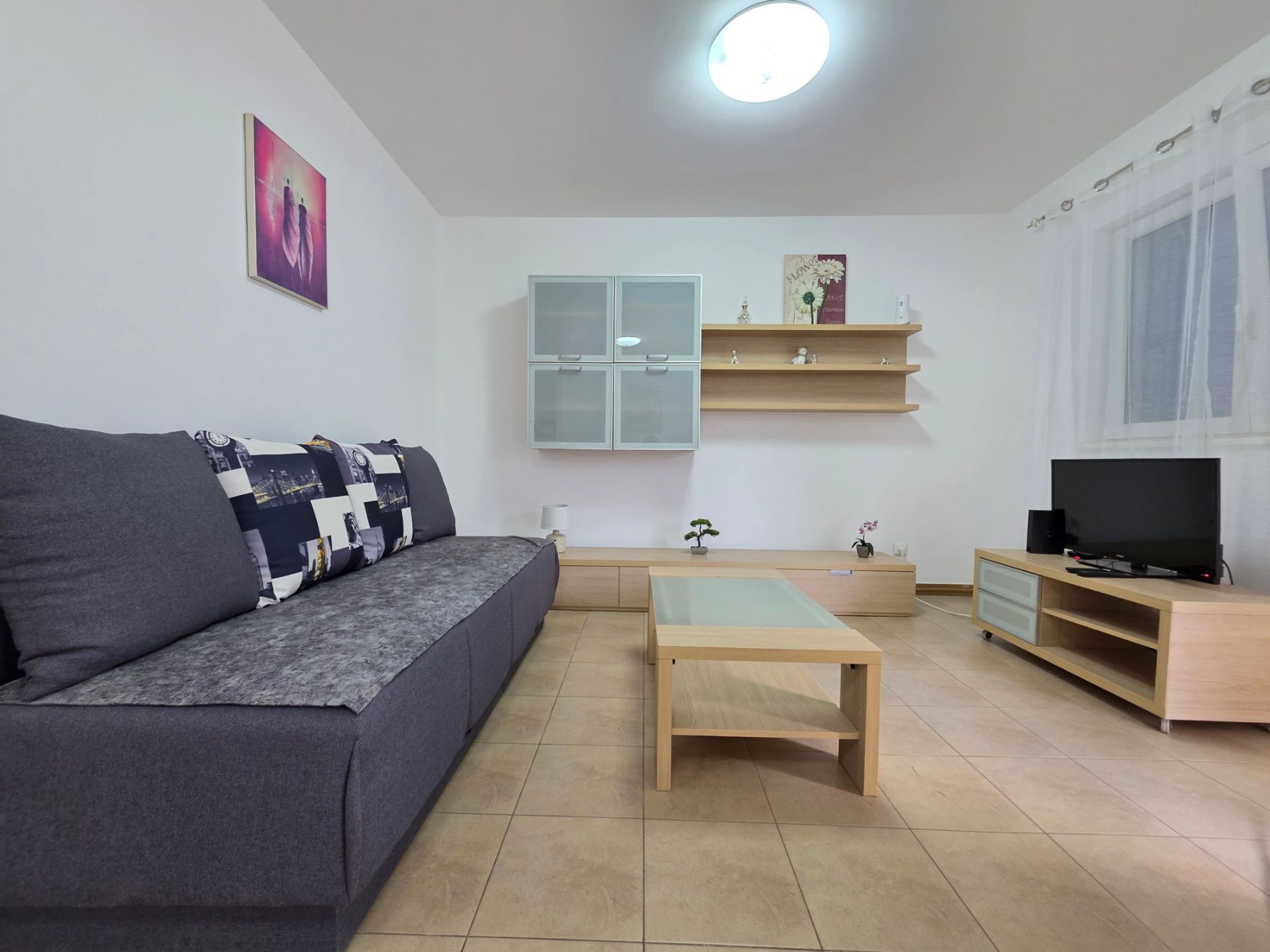 amforaproperty.com/Dvosoban namesten stan 64m² na atraktivnoj lokaciji u Bečićima