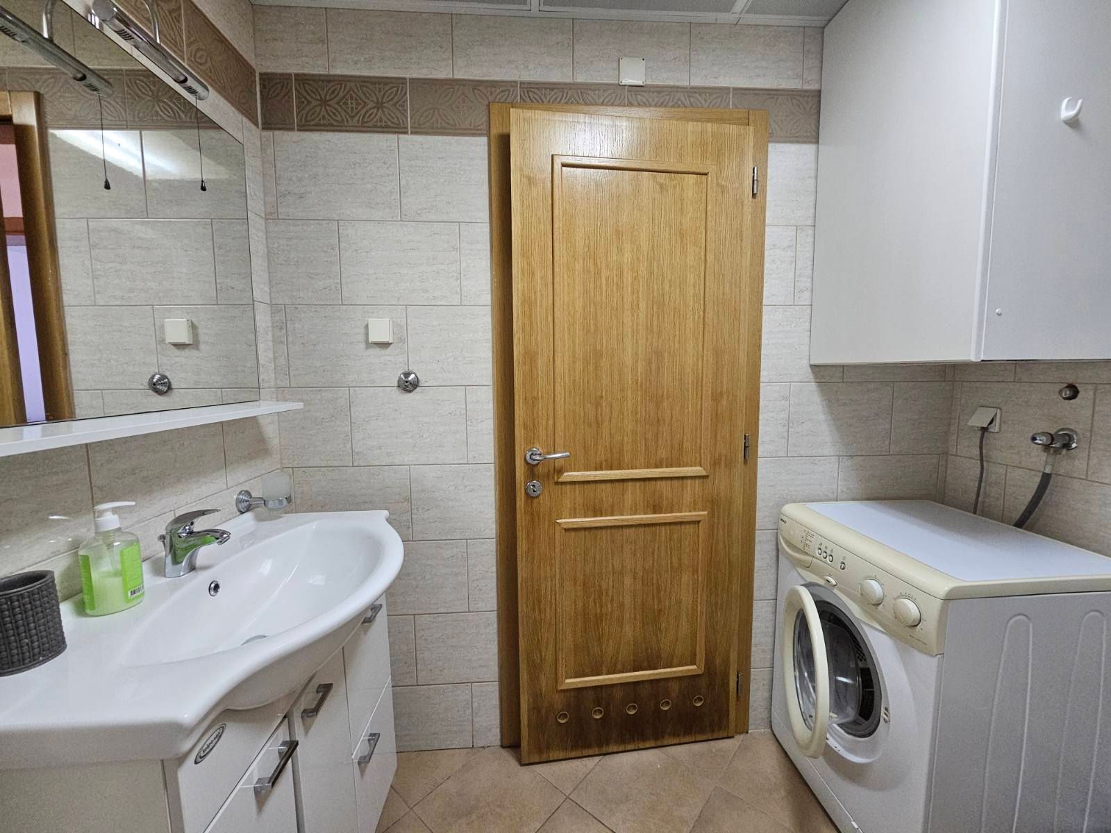 amforaproperty.com/Dvosoban namesten stan 64m² na atraktivnoj lokaciji u Bečićima