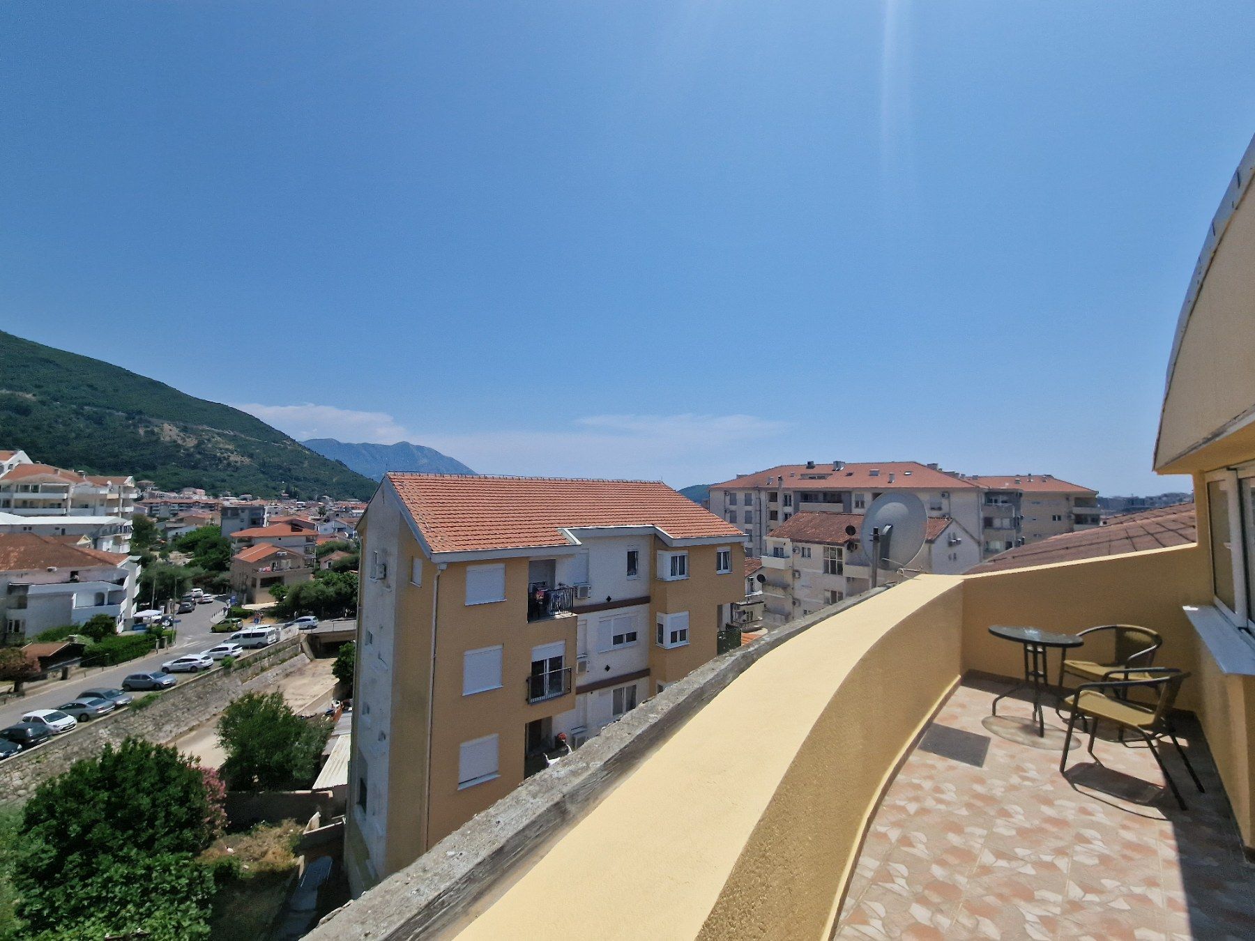 amforaproperty.com/Stan sa dve spavaće sobe-Rozino, Budva