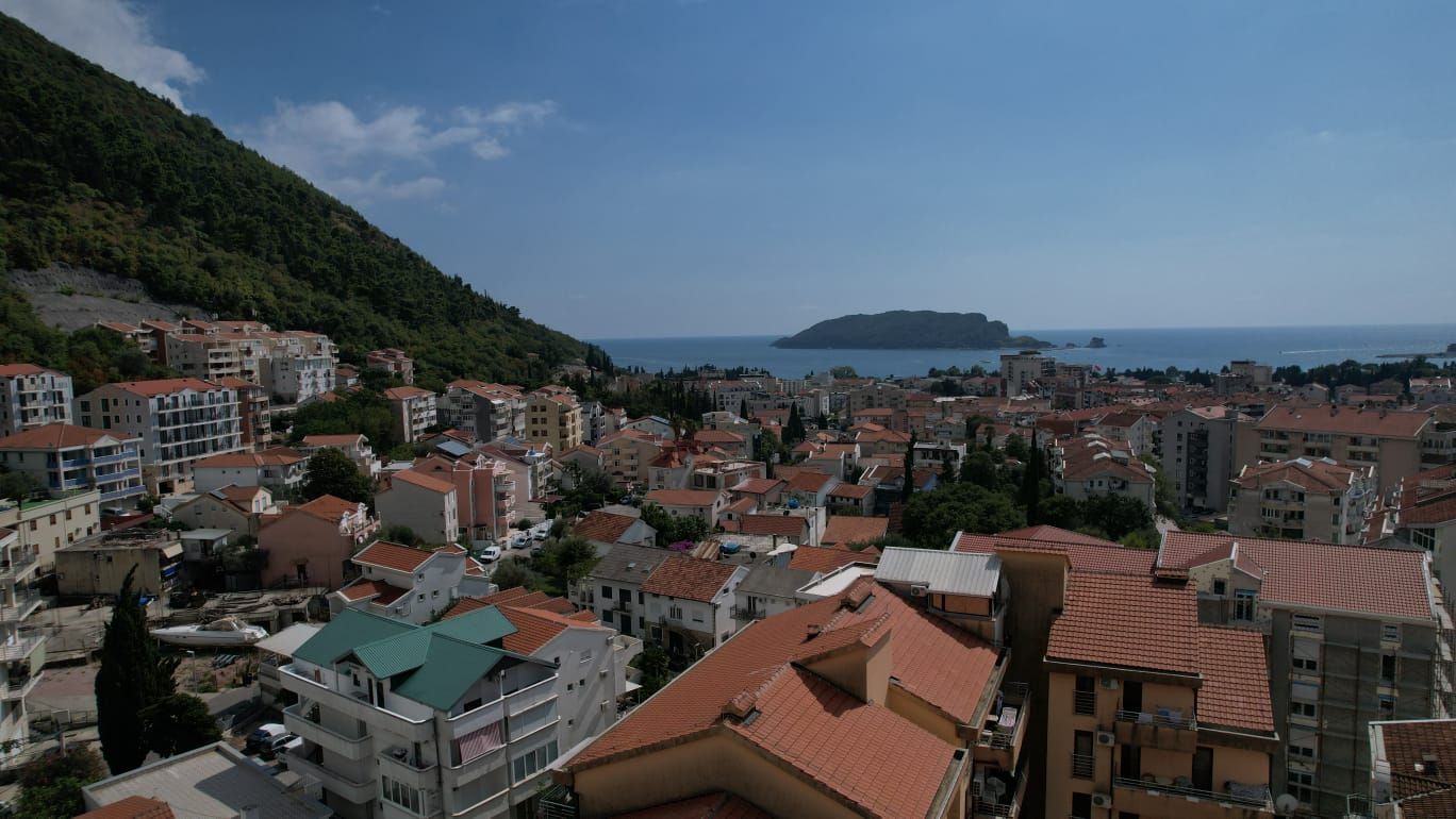 Jednosoban stan 42.28m2 u novogradnji – Budva, Potkošljun - Amfora Real Estate