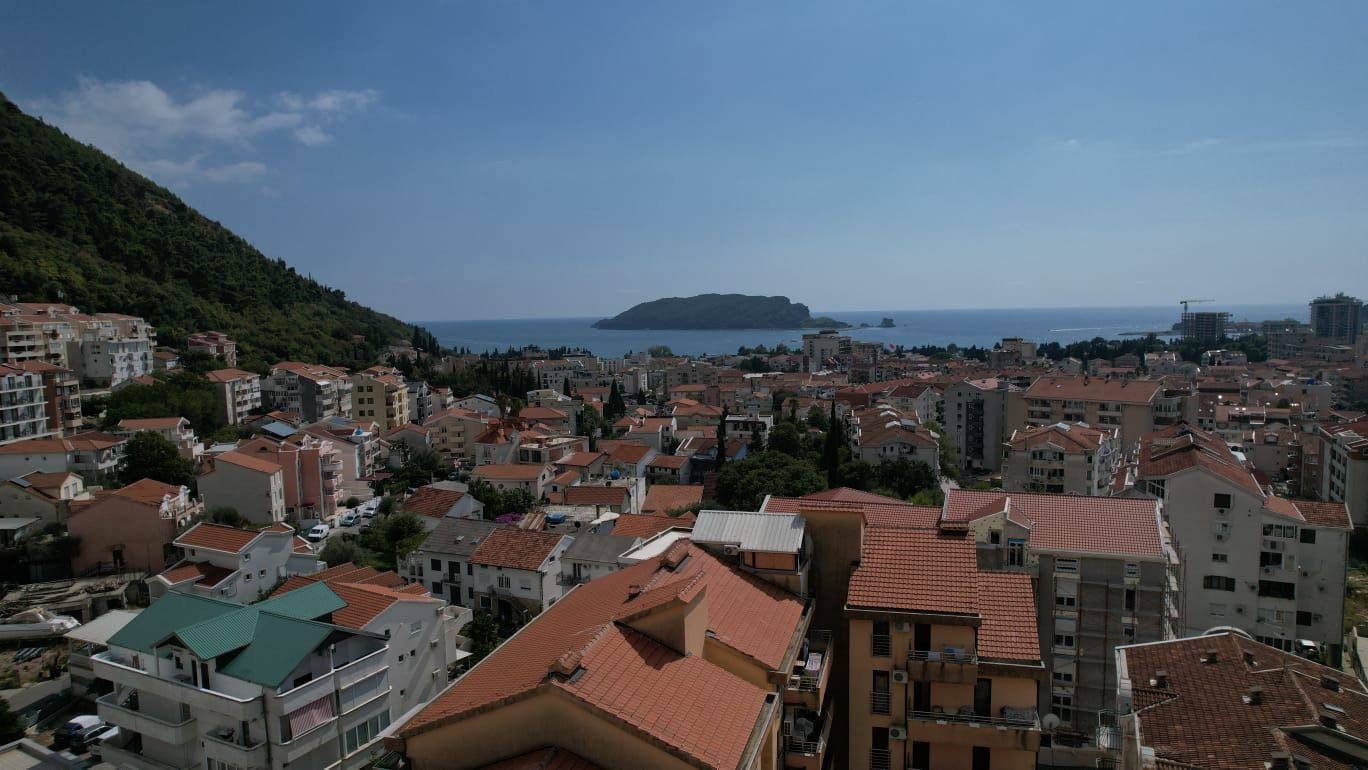 Jednosoban stan 74.46m2 u novogradnji – Budva, Potkošljun - Amfora Real Estate