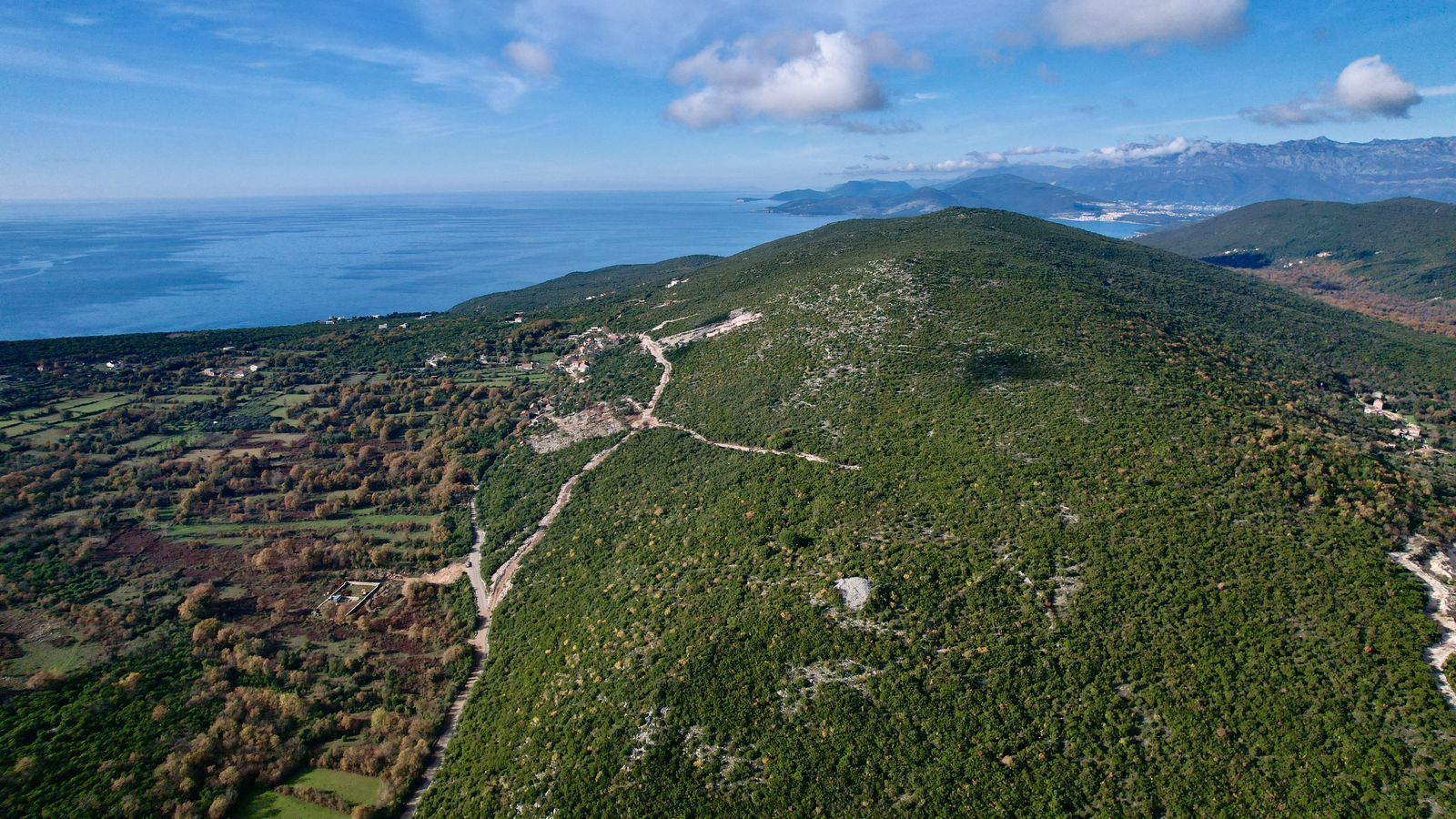 Prodaja urbanizovanog zemljista 5230m² – Zagora, Kotor - Amfora Real Estate