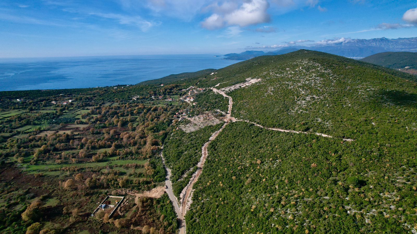 Prodaja urbanizovanog zemljista 5230m² – Zagora, Kotor - Amfora Real Estate