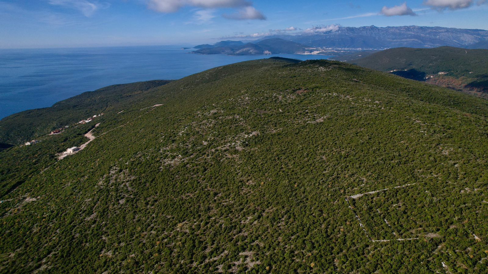 Prodaja urbanizovanog zemljista 5230m² – Zagora, Kotor - Amfora Real Estate