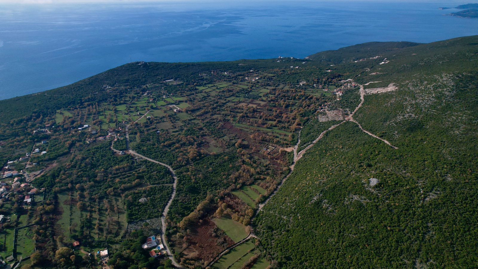 Prodaja urbanizovanog zemljista 5230m² – Zagora, Kotor - Amfora Real Estate