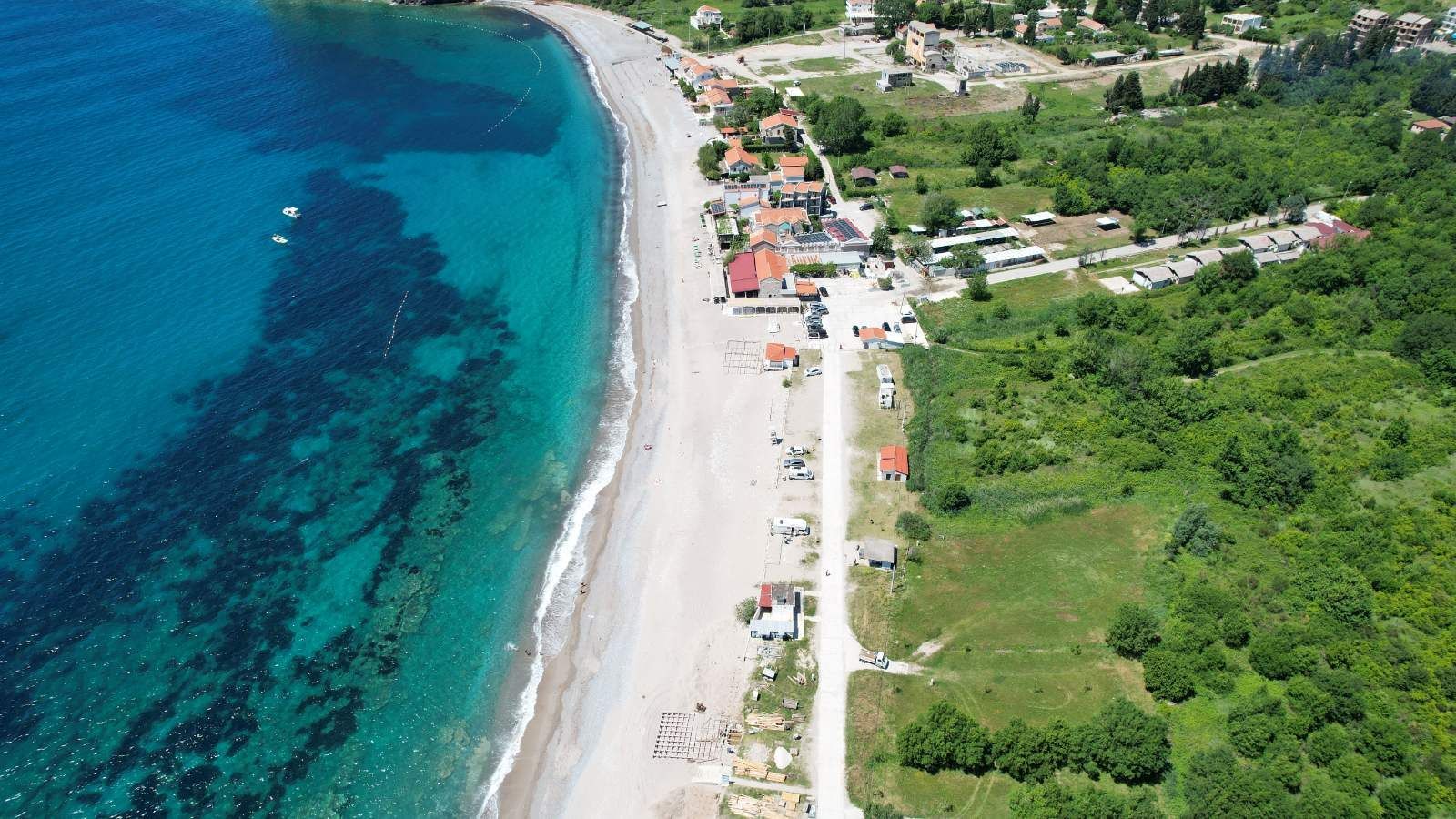 Plac 1450 m² na prvoj liniji mora – Buljarica - Amfora Real Estate