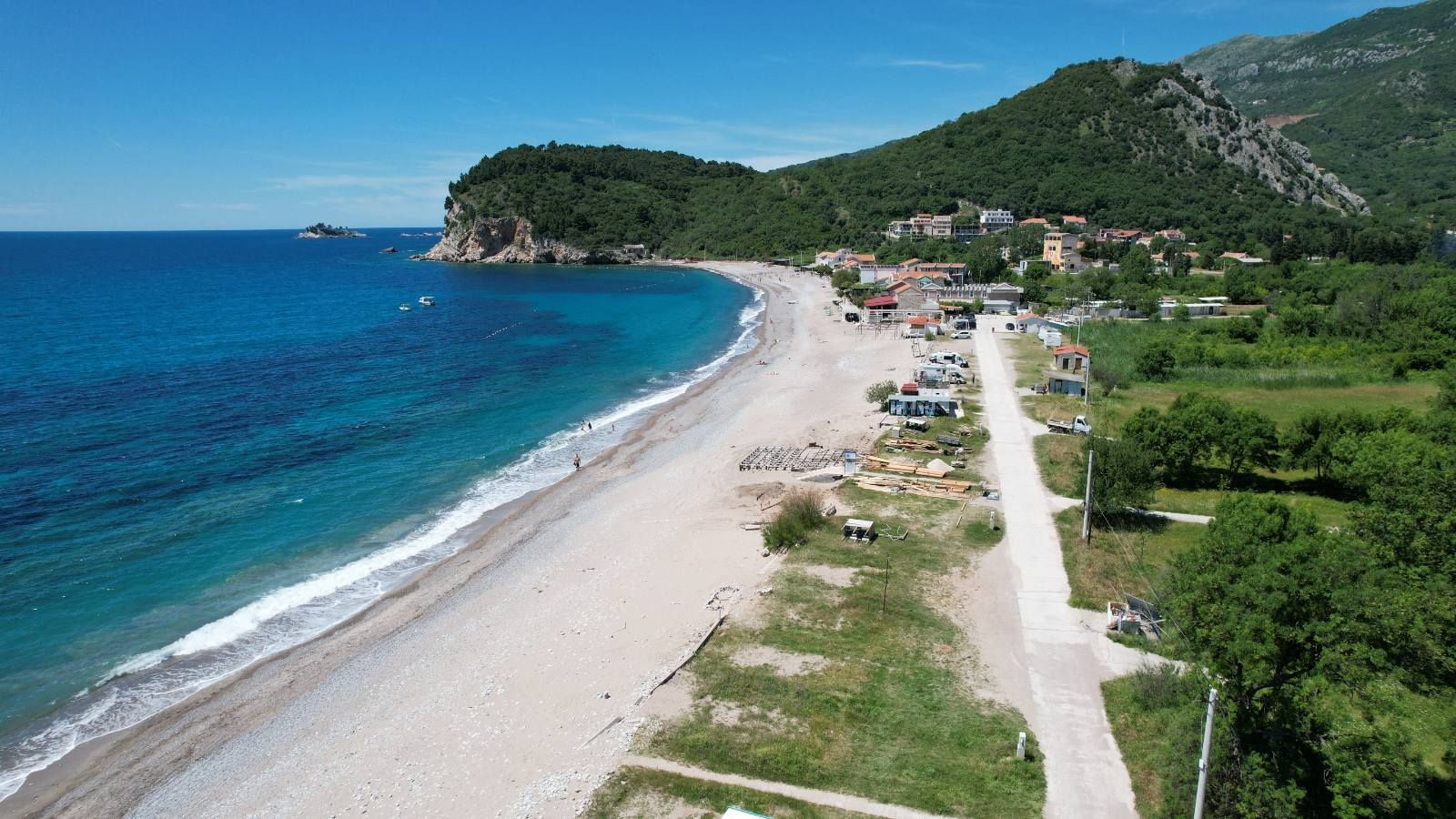 Plac 1450 m² na prvoj liniji mora – Buljarica - Amfora Real Estate