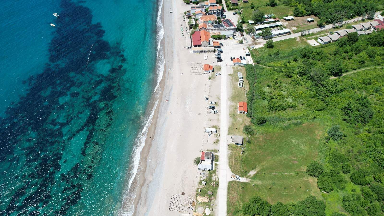 Plac 1450 m² na prvoj liniji mora – Buljarica - Amfora Real Estate