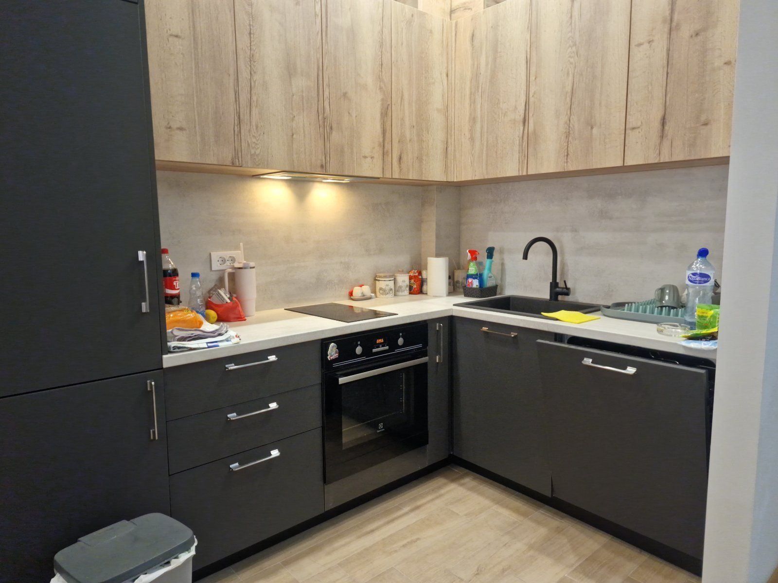 Luksuzno opremljen trosoban stan 97 m² sa dve terase u kompleksu The Old Bakery – Budva - Amfora Real Estate