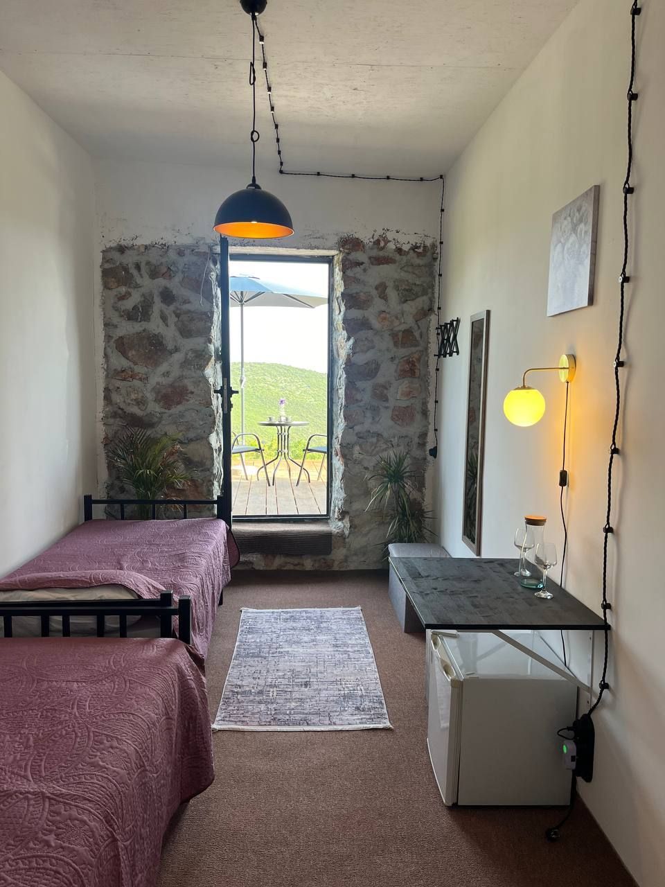 Autentična kamena vila 115 m² sa 5 glamping kućica, terasa 80 m², plac 2.000 m² – Luštica, Rose, panoramski pogled na more i planine - Amfora Real Estate