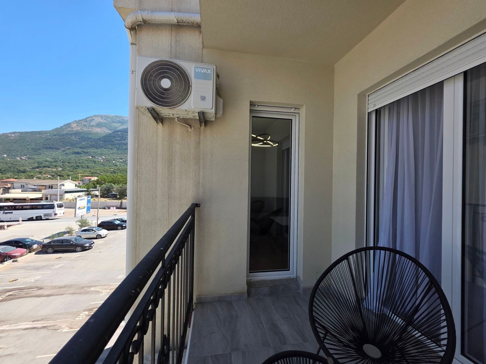 Kompletno opremljen jednosoban stan 46 m² u novogradnji sa parkingom – Radanovići,Kotor - Amfora Real Estate