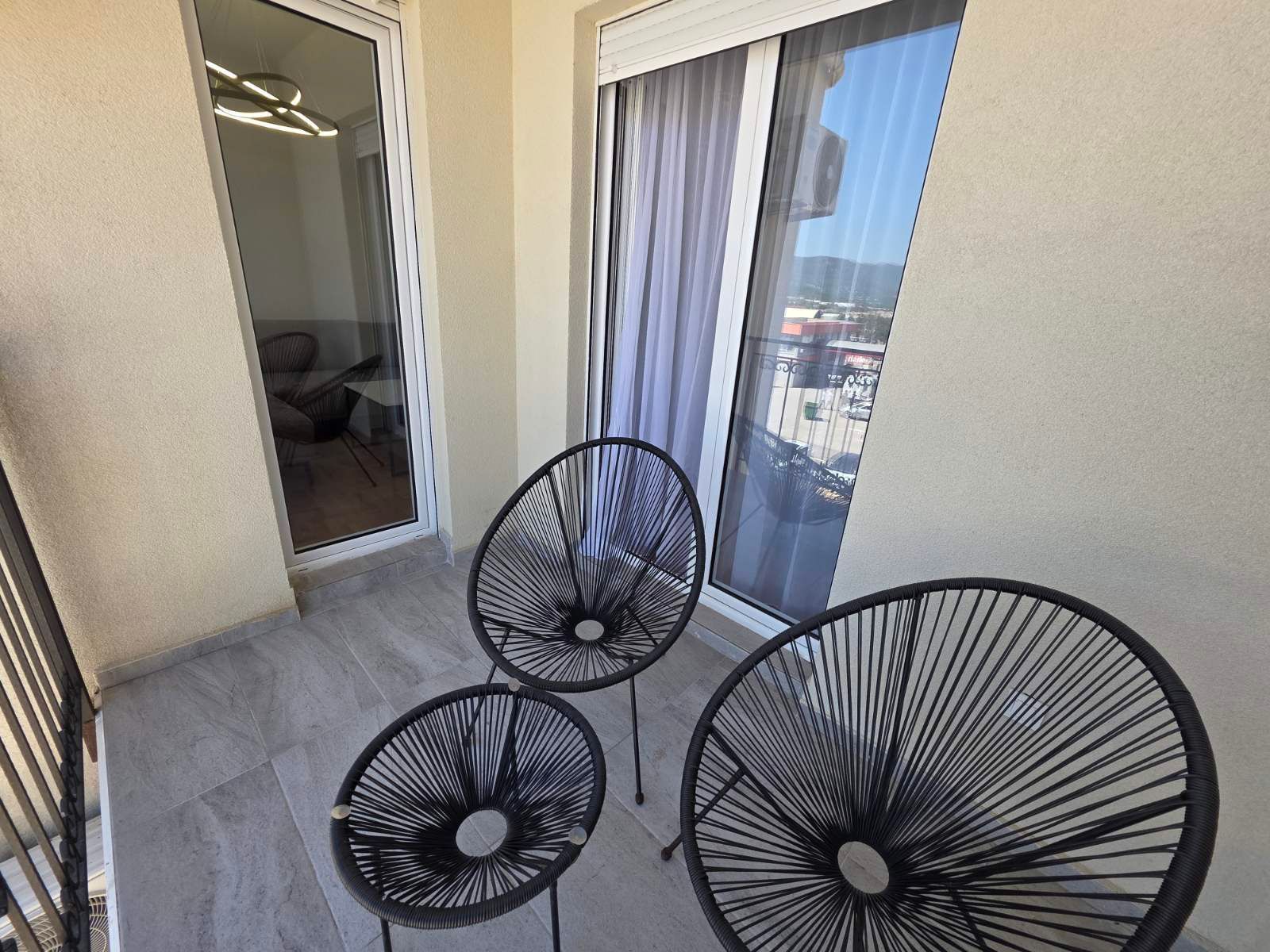 Kompletno opremljen jednosoban stan 46 m² u novogradnji sa parkingom – Radanovići,Kotor - Amfora Real Estate