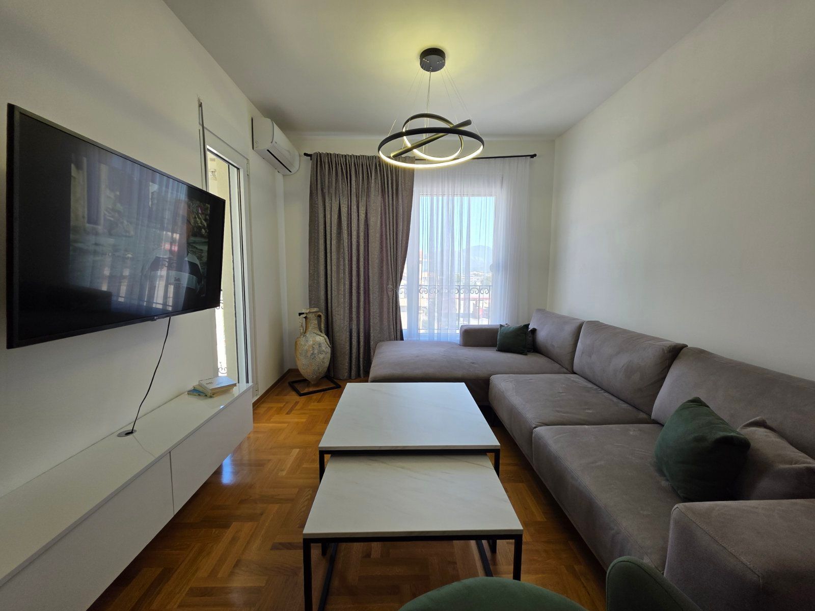 Kompletno opremljen jednosoban stan 46 m² u novogradnji sa parkingom – Radanovići,Kotor - Amfora Real Estate