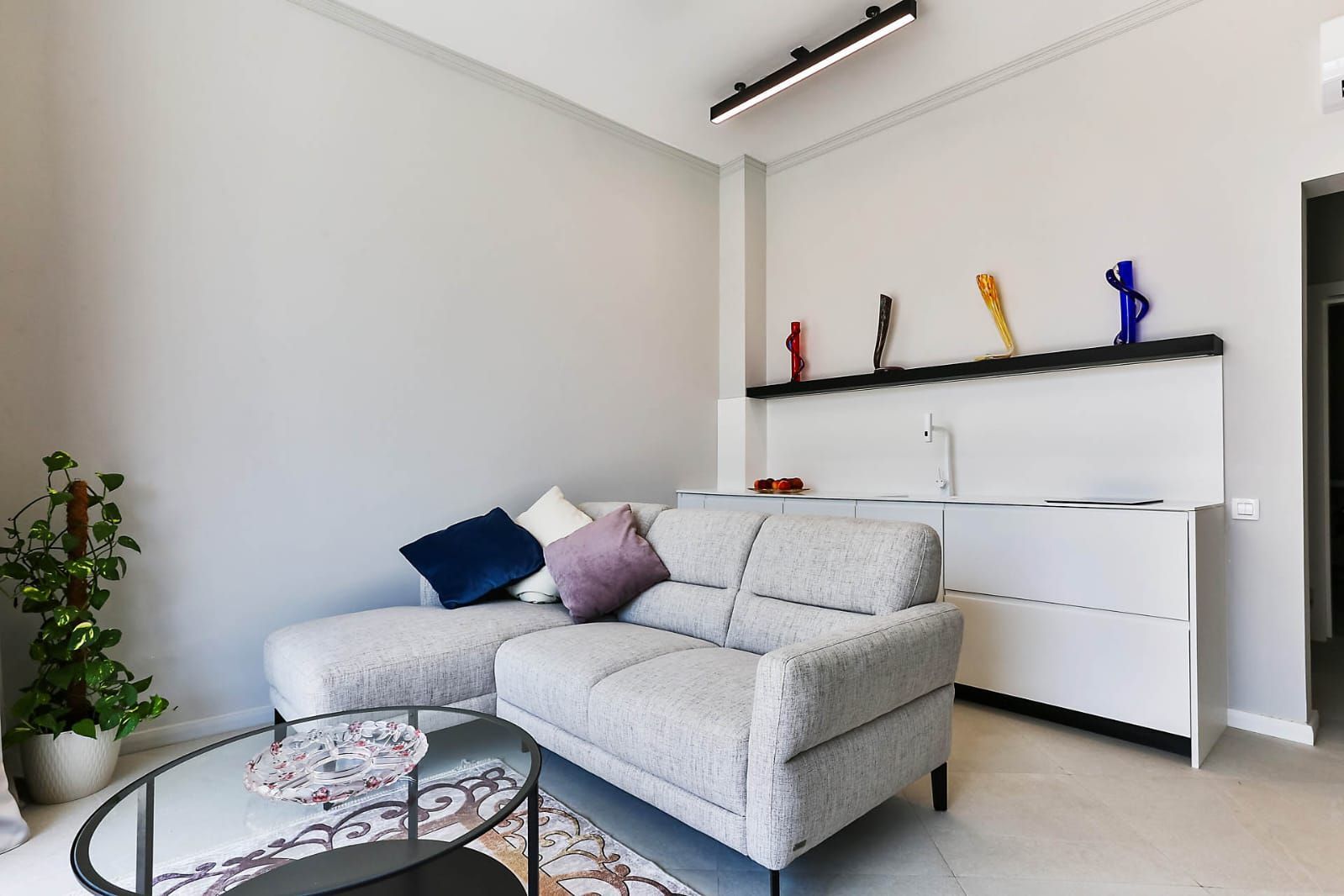 Prodaja luksuzne townhouse vile 223 m² sa bazenom i panoramskim pogledom na more – Reževići, Budvanska rivijera | Mogućnost odloženog plaćanja do godinu dana | Bez plaćanja 3% poreza - Amfora Real Estate