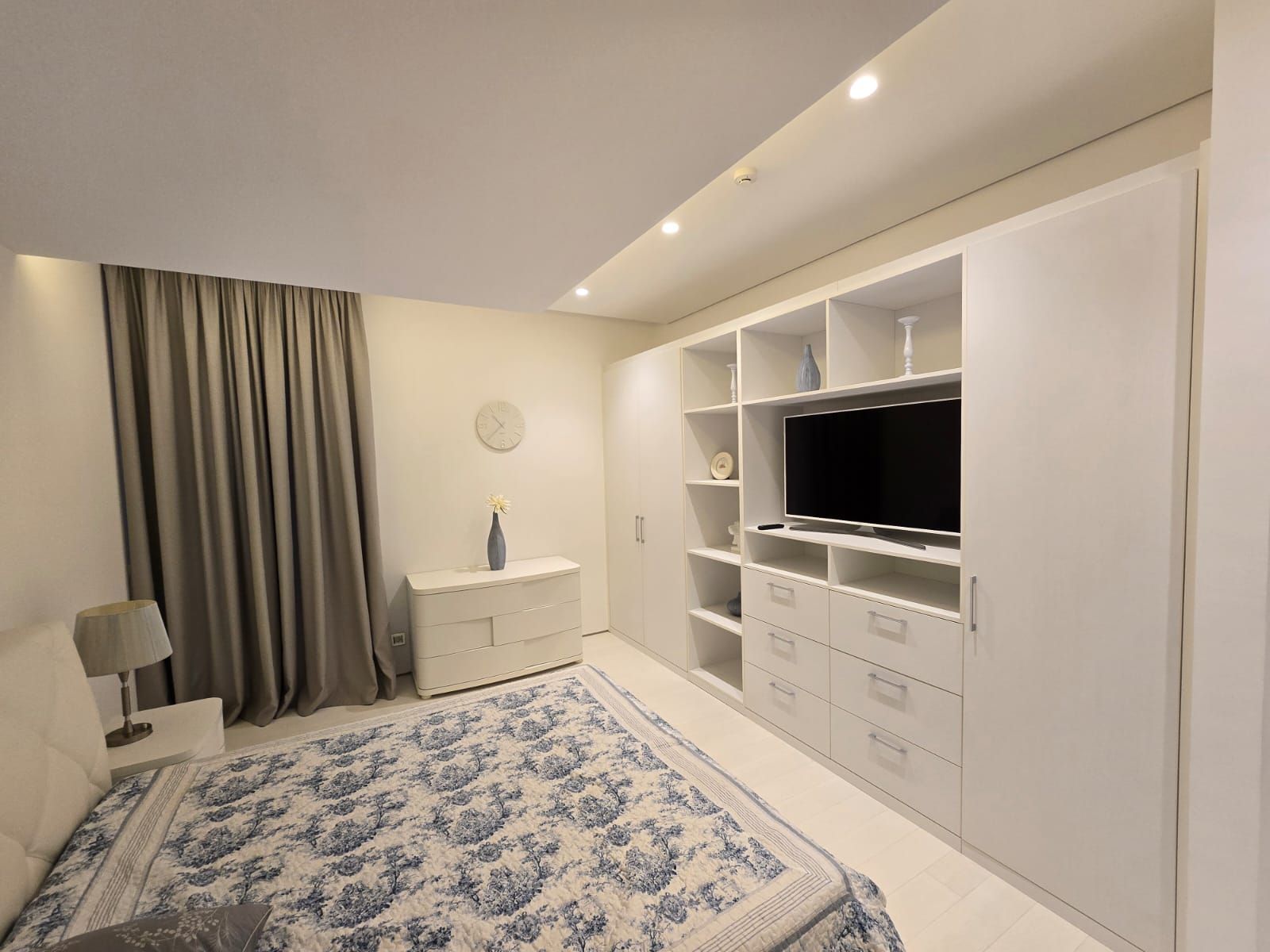 Luksuzan dvosoban stan od 140 m² sa panoramskim pogledom na more u prestižnom kompleksu Dukley Gardens – Budva, Crna Gora - Amfora Real Estate