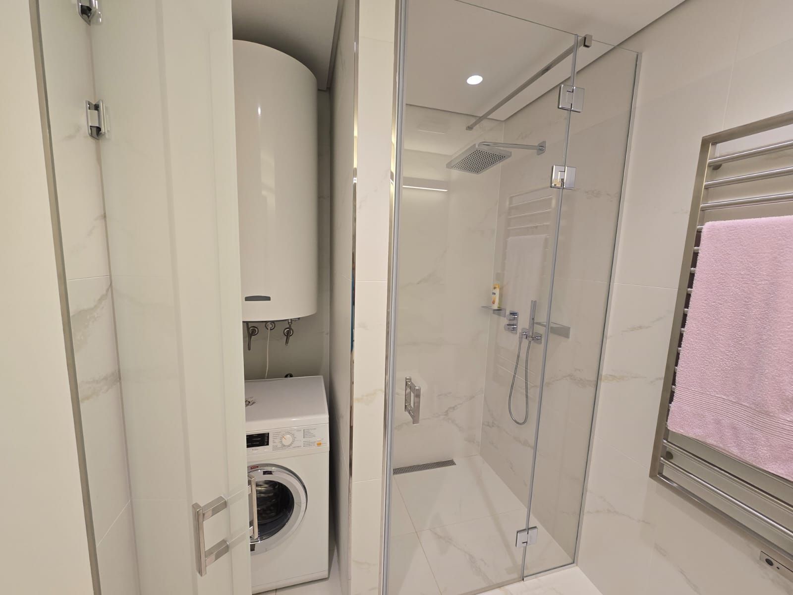 Luksuzan dvosoban stan od 140 m² sa panoramskim pogledom na more u prestižnom kompleksu Dukley Gardens – Budva, Crna Gora - Amfora Real Estate