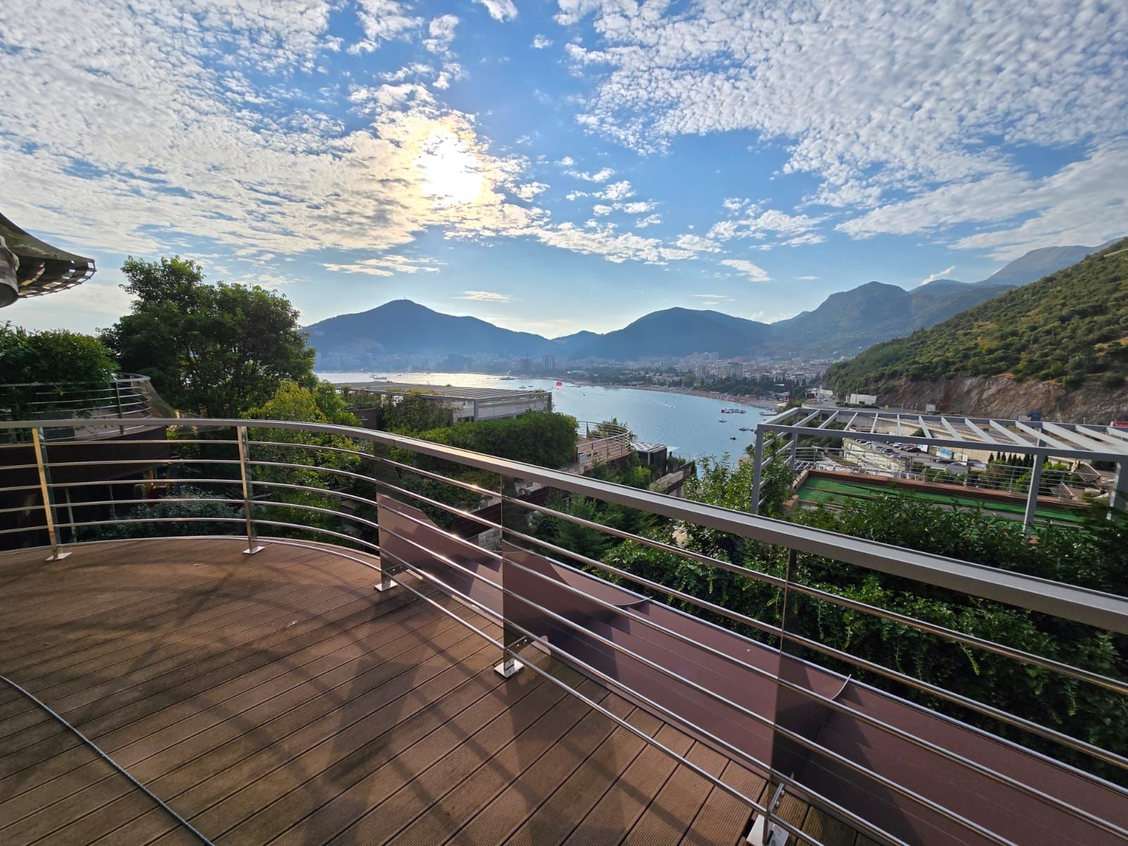 Luksuzan dvosoban stan od 140 m² sa panoramskim pogledom na more u prestižnom kompleksu Dukley Gardens – Budva, Crna Gora - Amfora Real Estate