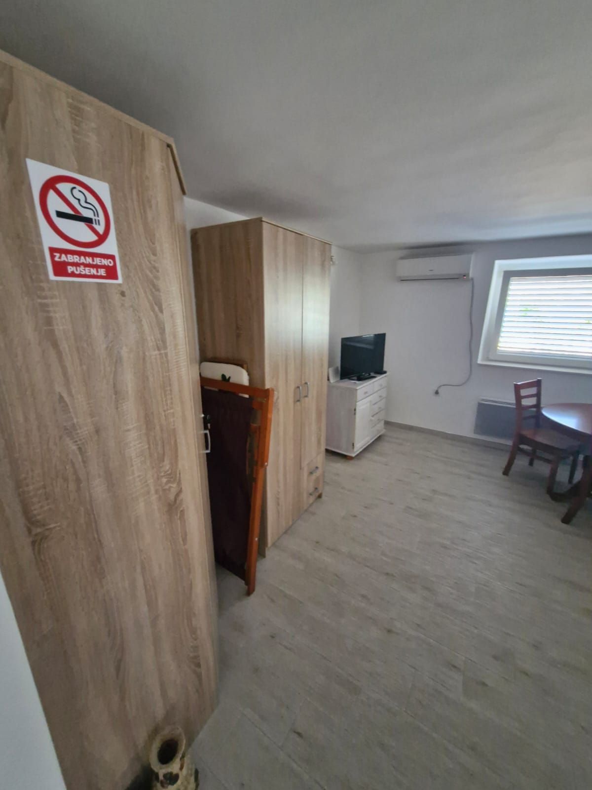 Prodaja – Stan 55 m² + studio 30 m² sa pogledom na more, velikim terasama i 3 parking mesta | Prva linija do mora, Prčanj, Kotor - Amfora Real Estate