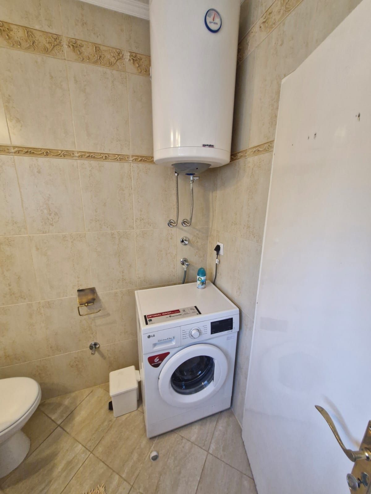 Prodaja – Stan 55 m² + studio 30 m² sa pogledom na more, velikim terasama i 3 parking mesta | Prva linija do mora, Prčanj, Kotor - Amfora Real Estate