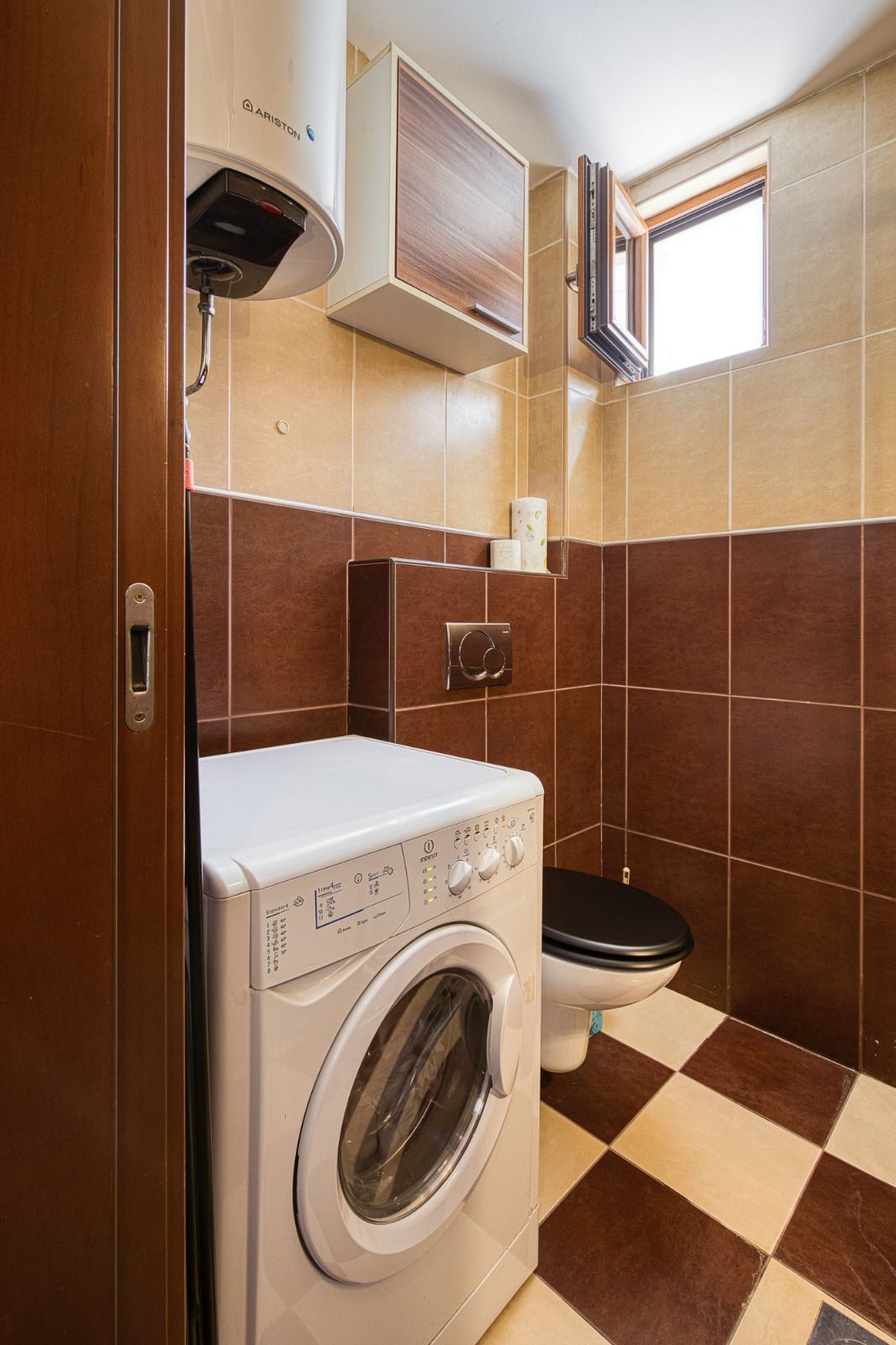 Jednosoban stan 40m2 u centru Budve (Na duzi period) - Amfora Real Estate