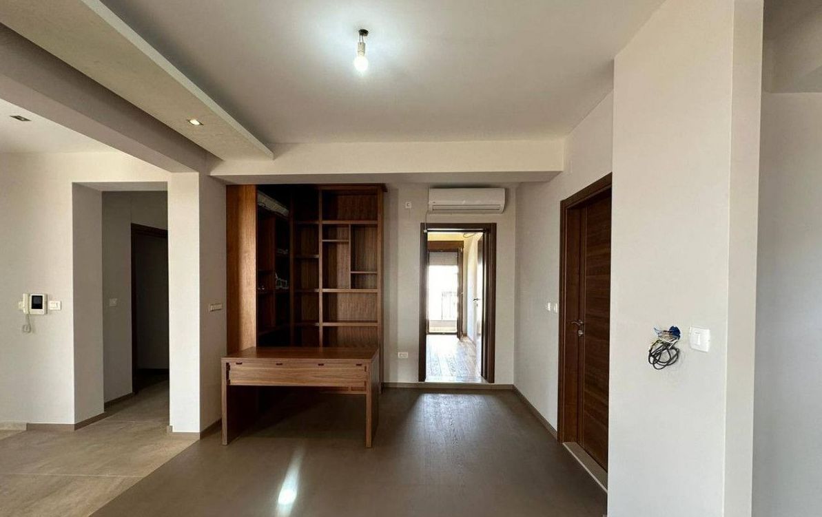 Prodaja penthausa 140 m² sa panoramskim pogledom na more – Garaža i parking, Velji Vinogradi, Budva - Amfora Real Estate