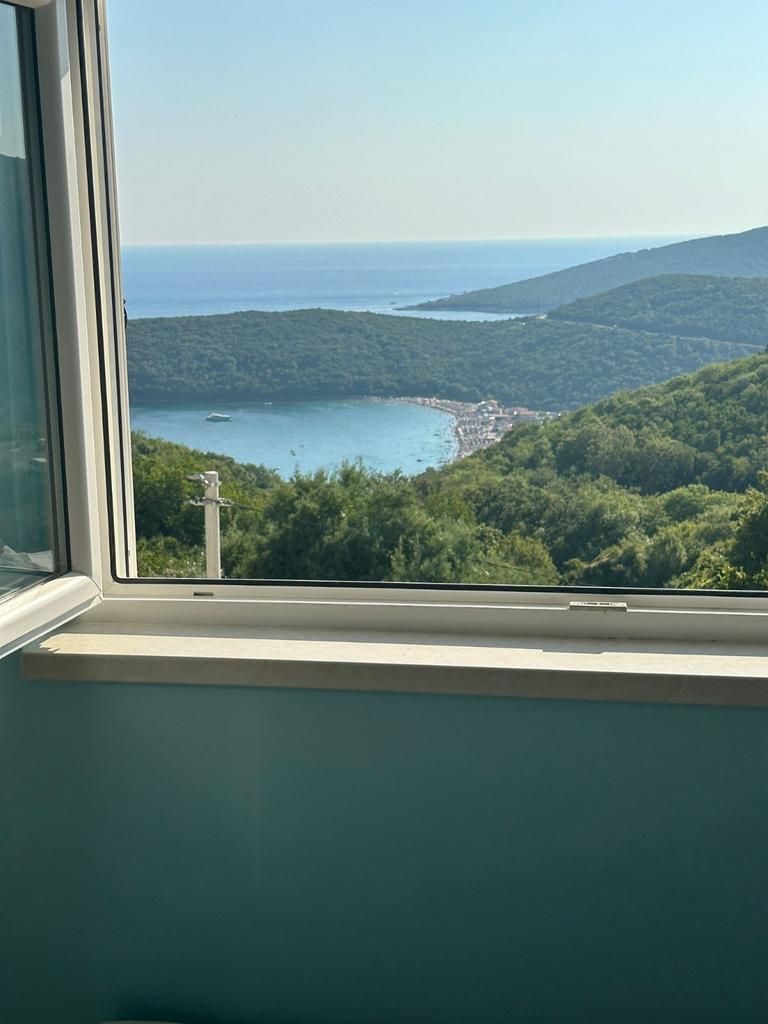 Luksuzna vila 440 m² sa 7 spavaćih soba i panoramskim pogledom na more-Prijevor,Budva - Amfora Real Estate