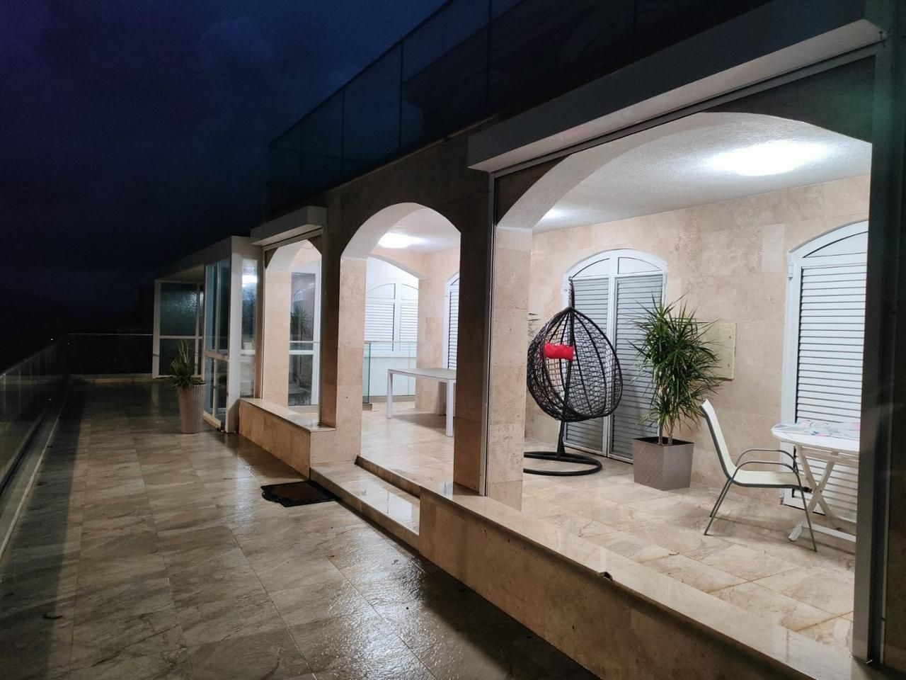 Luksuzna vila 440 m² sa 7 spavaćih soba i panoramskim pogledom na more-Prijevor,Budva - Amfora Real Estate