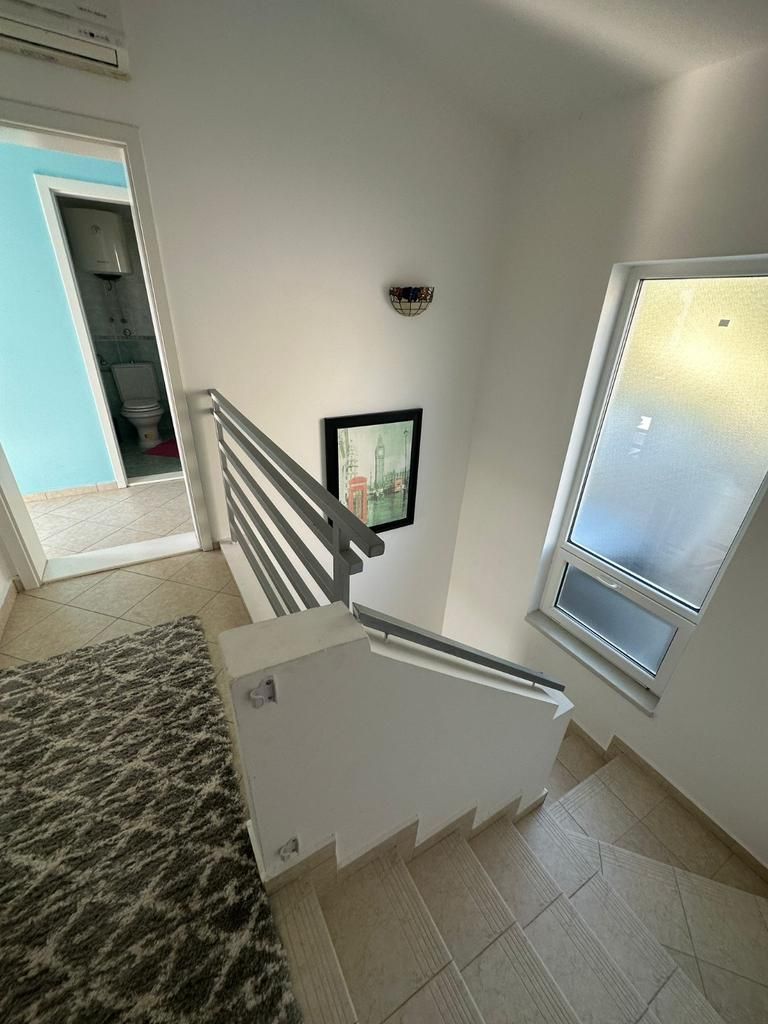 Luksuzna vila 440 m² sa 7 spavaćih soba i panoramskim pogledom na more-Prijevor,Budva - Amfora Real Estate