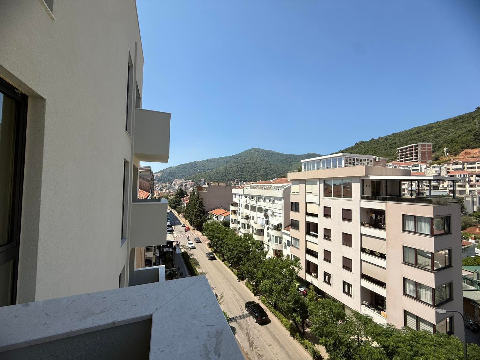 Nov jednosoban stan 43m² u novoj zgradi na idealnoj lokaciji u Budvi,Rozino (Mogucnost kupovine garaznog mesta) - Amfora Real Estate