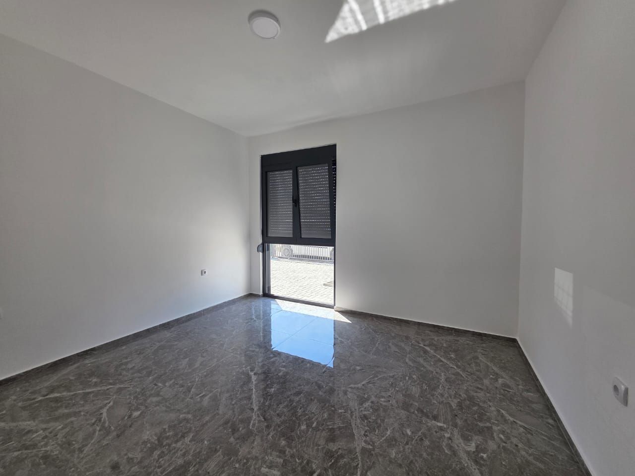 Nova prizemna kuća 86 m² u zatvorenom kompleksu – Donji Stoj, Ulcinj - Amfora Real Estate