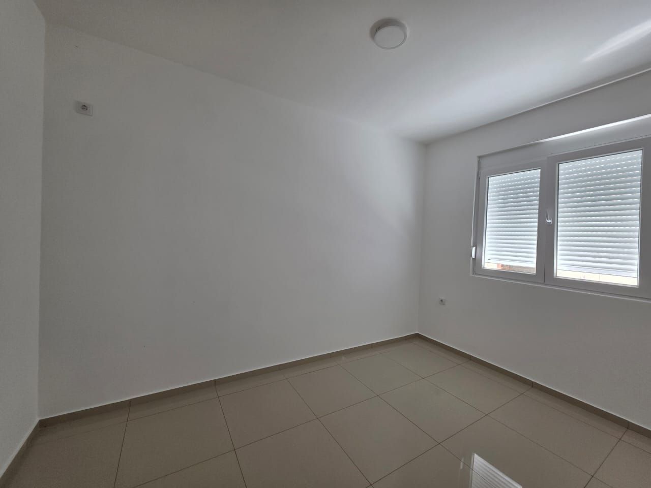 Nova kuća 201 m² sa garažom u zatvorenom kompleksu – Donji Stoj, Ulcinj - Amfora Real Estate