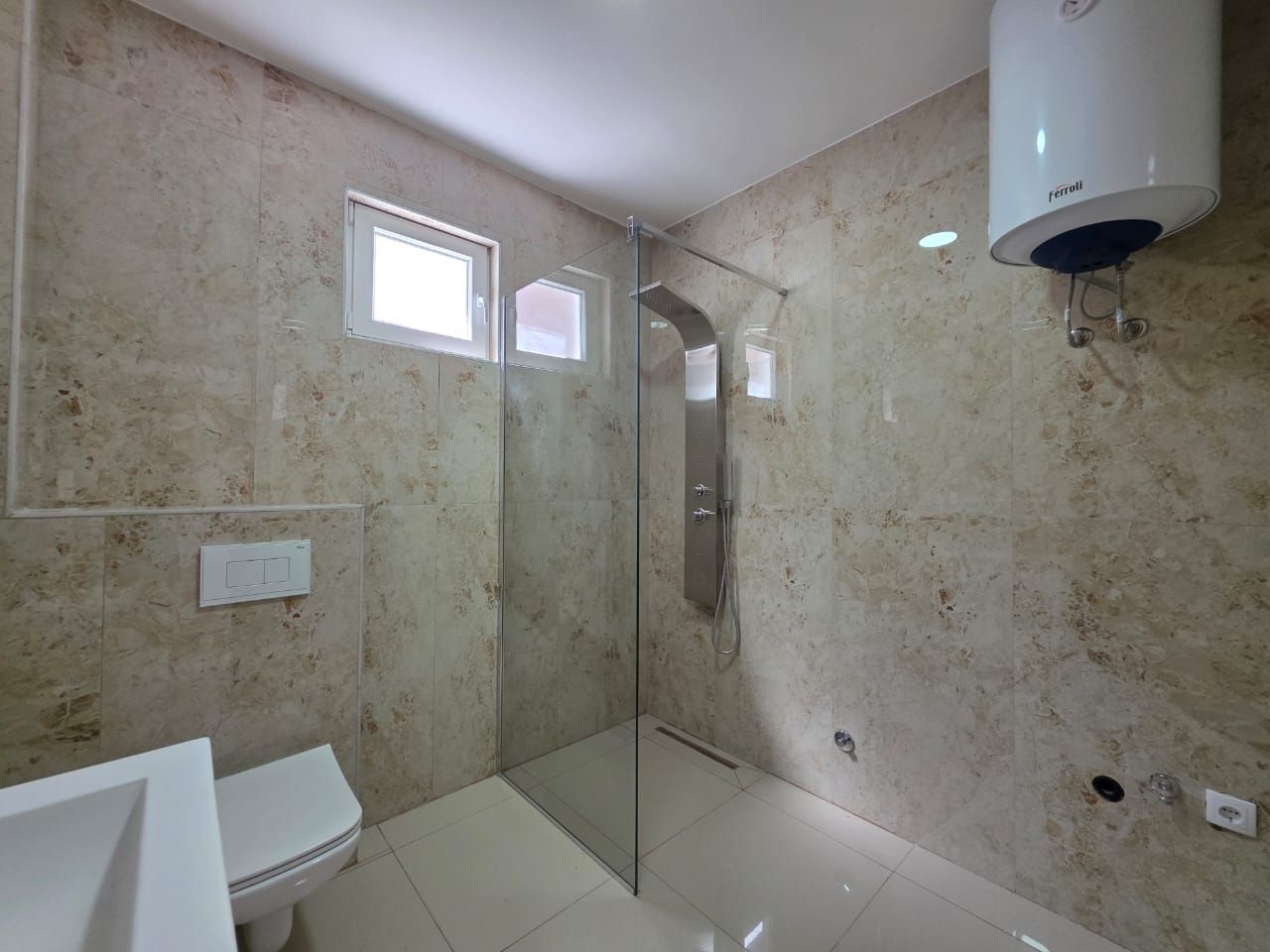 Nova kuća 201 m² sa garažom u zatvorenom kompleksu – Donji Stoj, Ulcinj - Amfora Real Estate