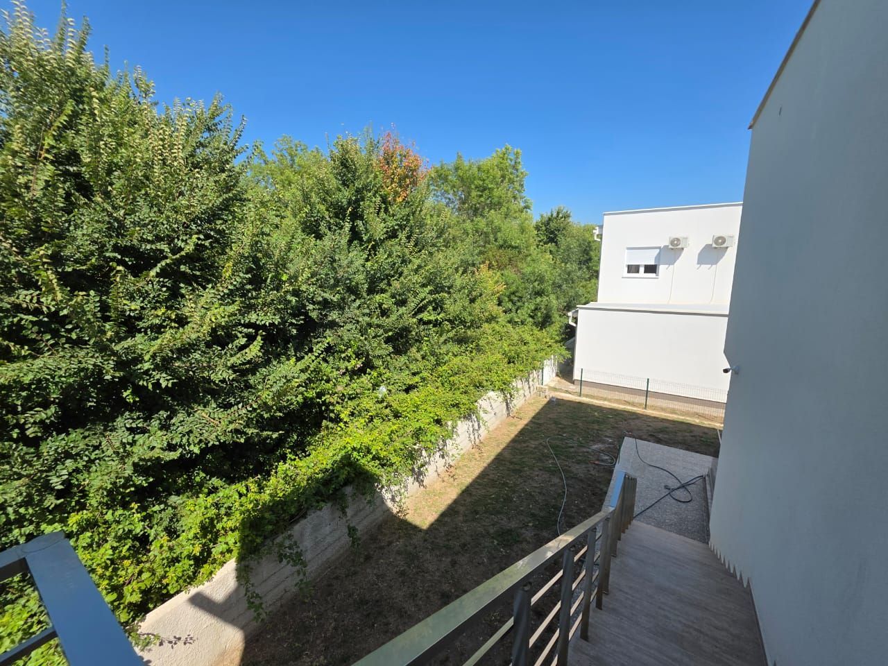 Nova kuća 201 m² sa garažom u zatvorenom kompleksu – Donji Stoj, Ulcinj - Amfora Real Estate