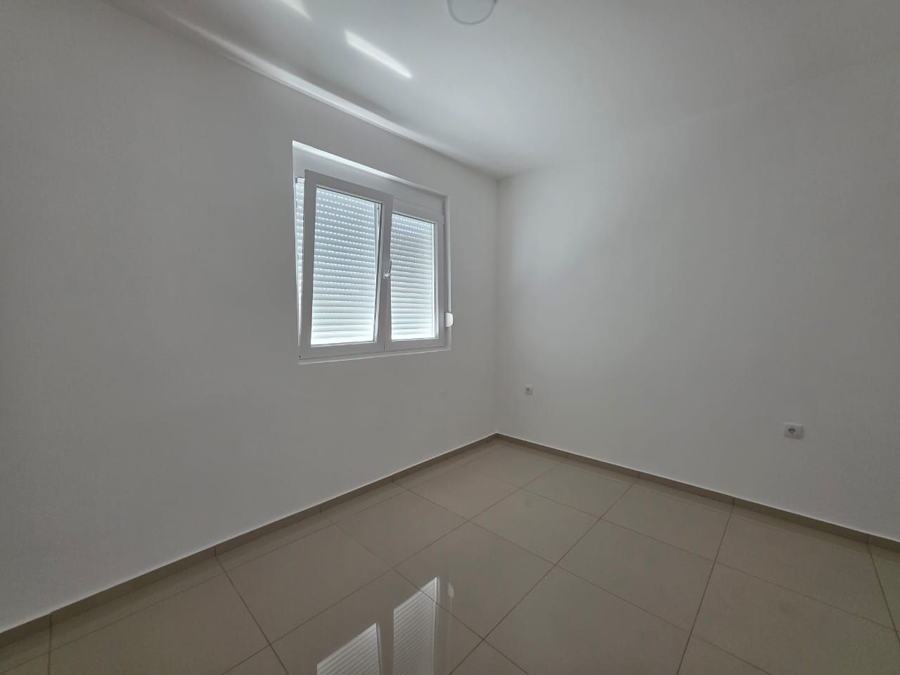 Nova kuća 201 m² sa garažom u zatvorenom kompleksu – Donji Stoj, Ulcinj - Amfora Real Estate