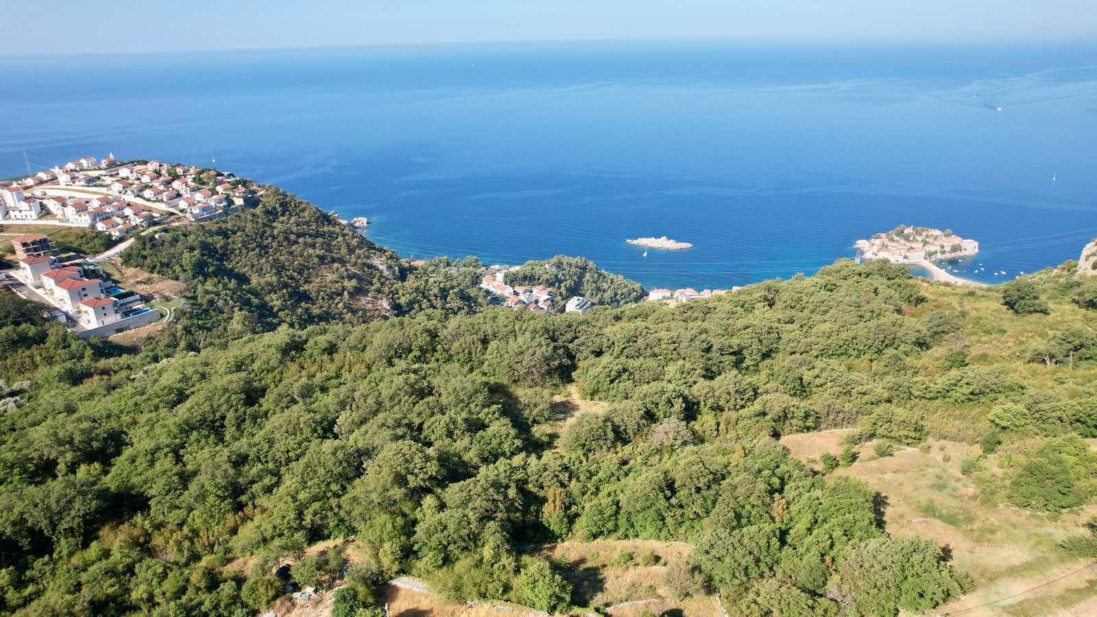 Urbanizovan plac 7000m2 sa panoramskim pogledom na more – Blizikuće, Budva - Amfora Real Estate