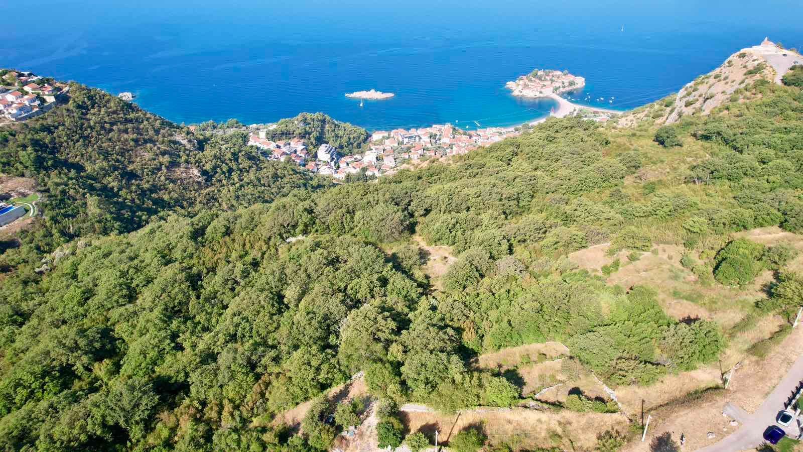 Urbanizovan plac 1250m2 sa panoramskim pogledom na more – Blizikuće, Budva - Amfora Real Estate